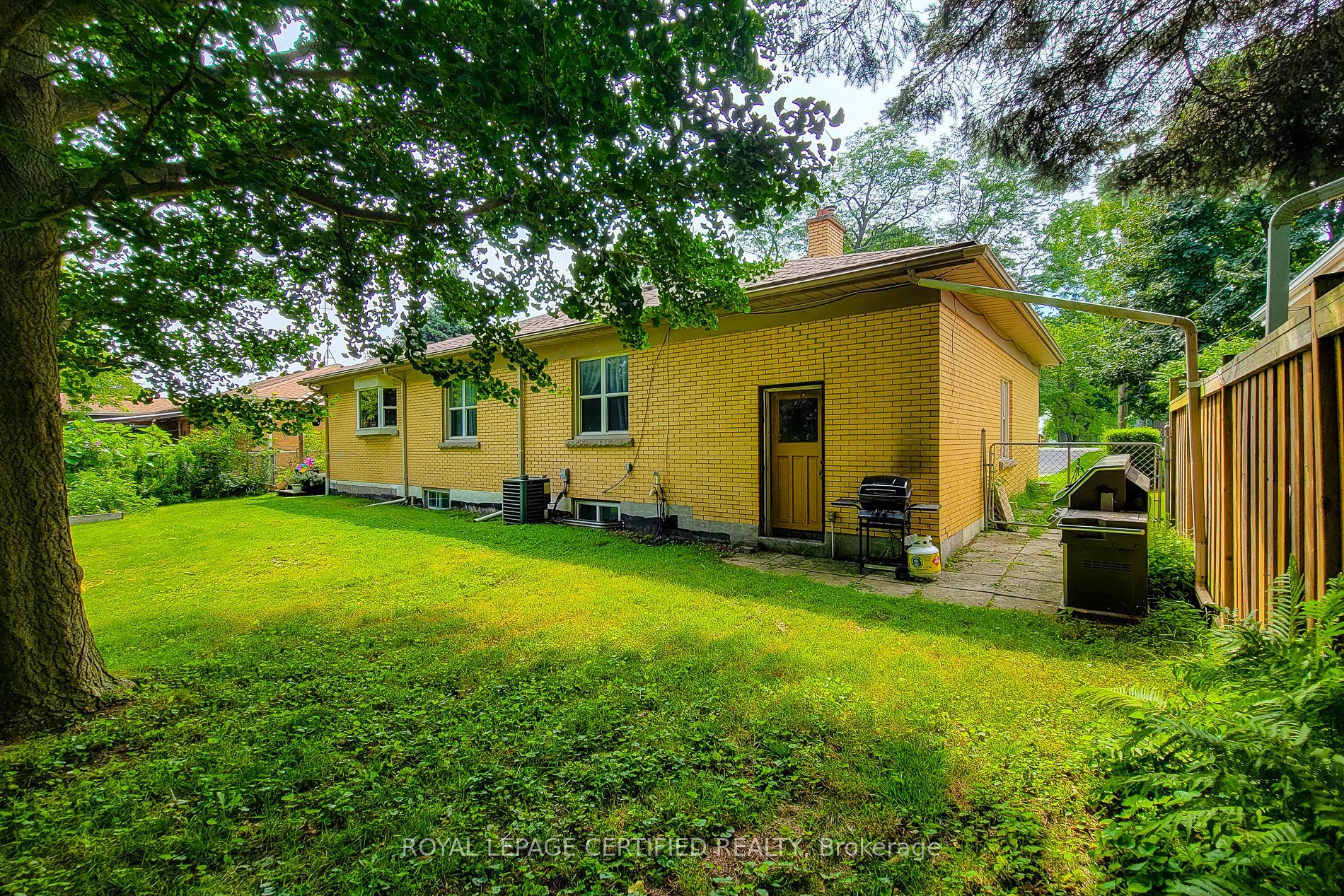 55 Garner Road Property Photo 35