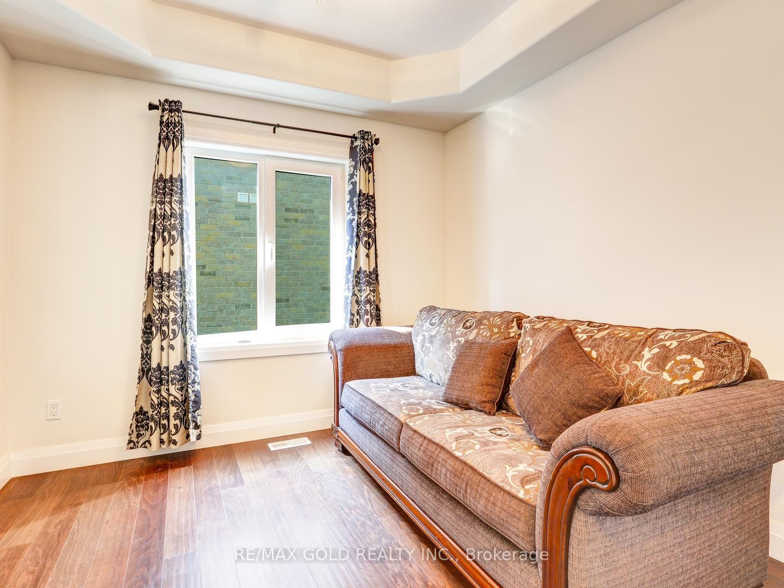 812 Halifax Road Property Photo 6