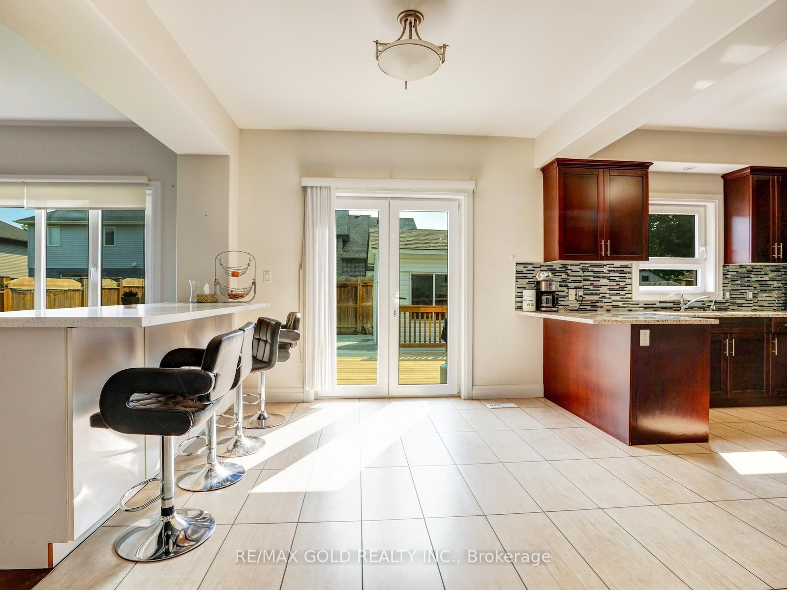 812 Halifax Road Property Photo 15