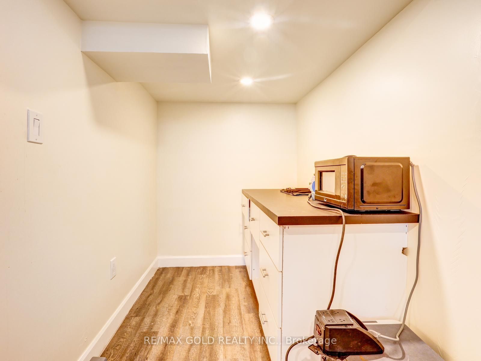 812 Halifax Road Property Photo 45