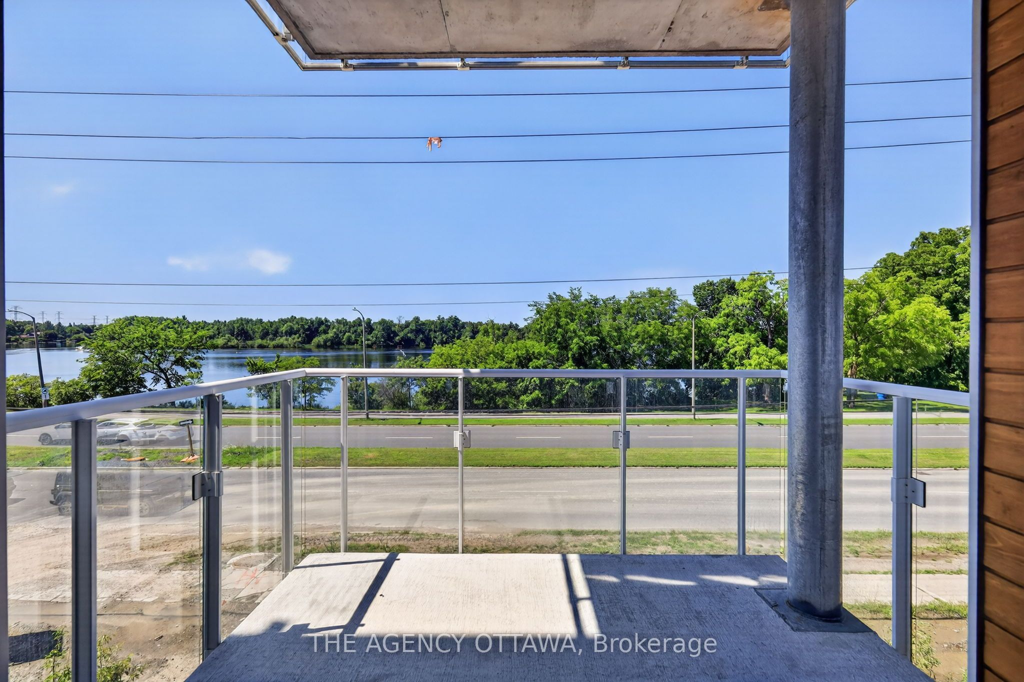 3085 Riverside Drive 204 Property Photo 16