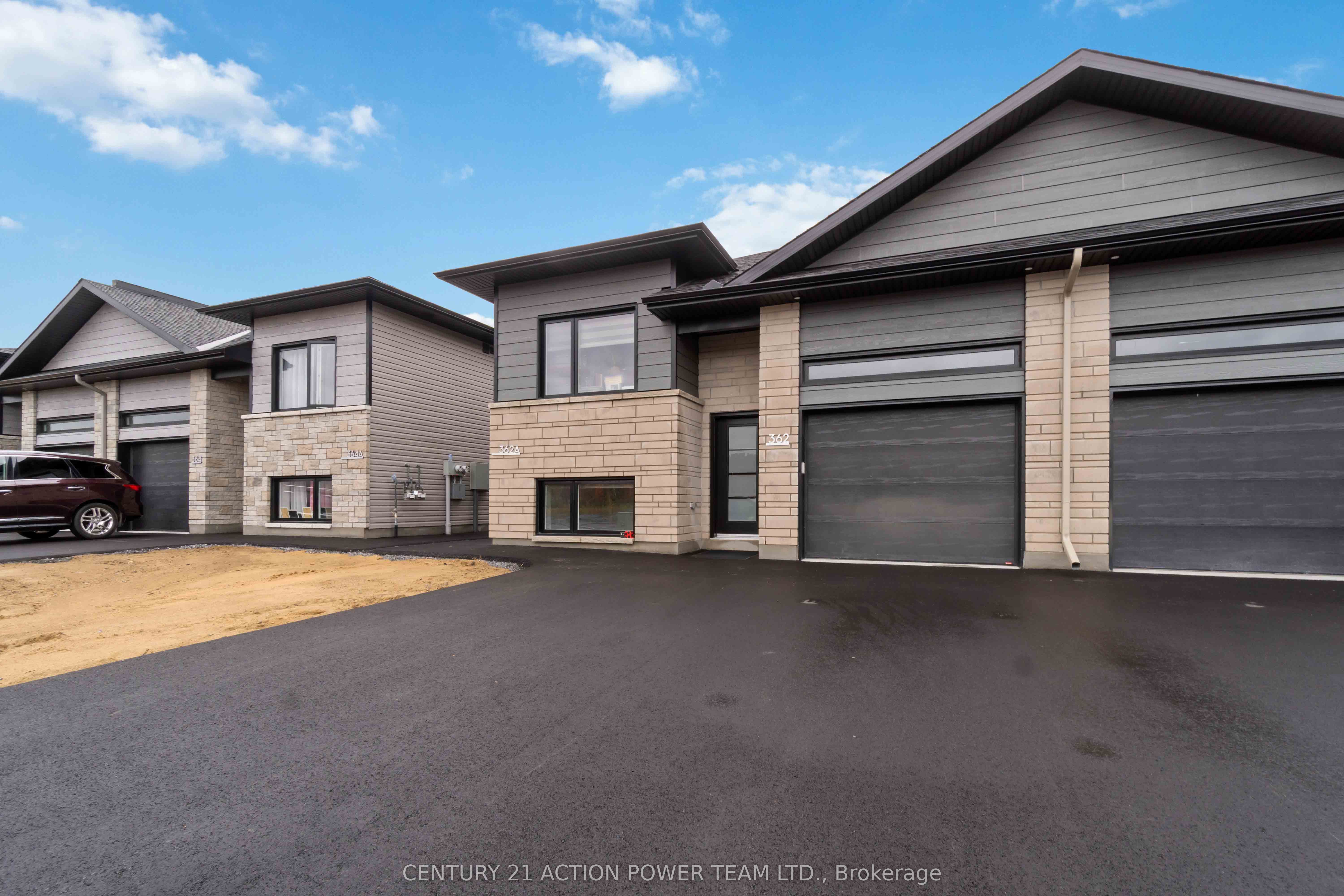 362 Hazel Crescent W A Property Photo 2