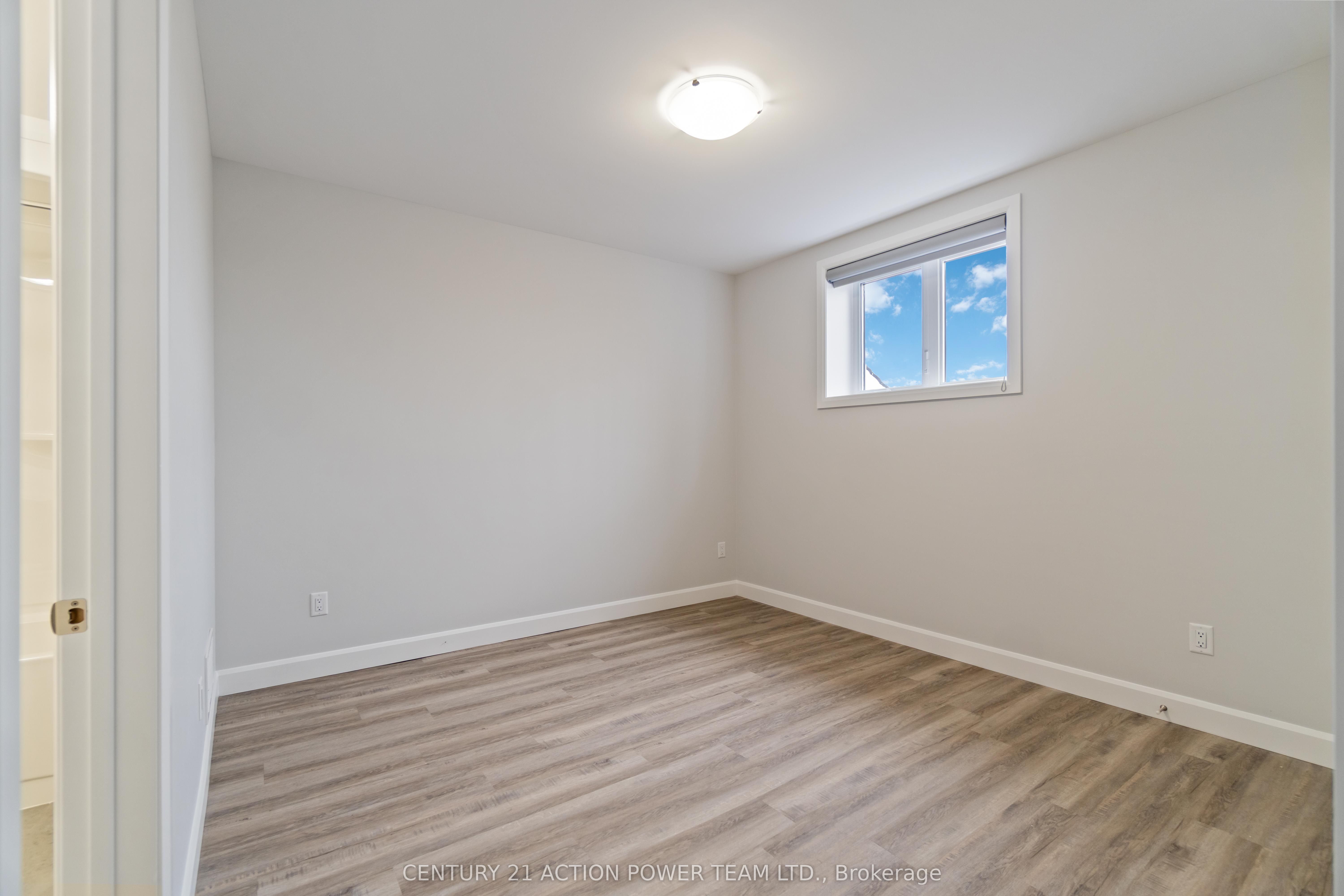 362 Hazel Crescent W A Property Photo 19