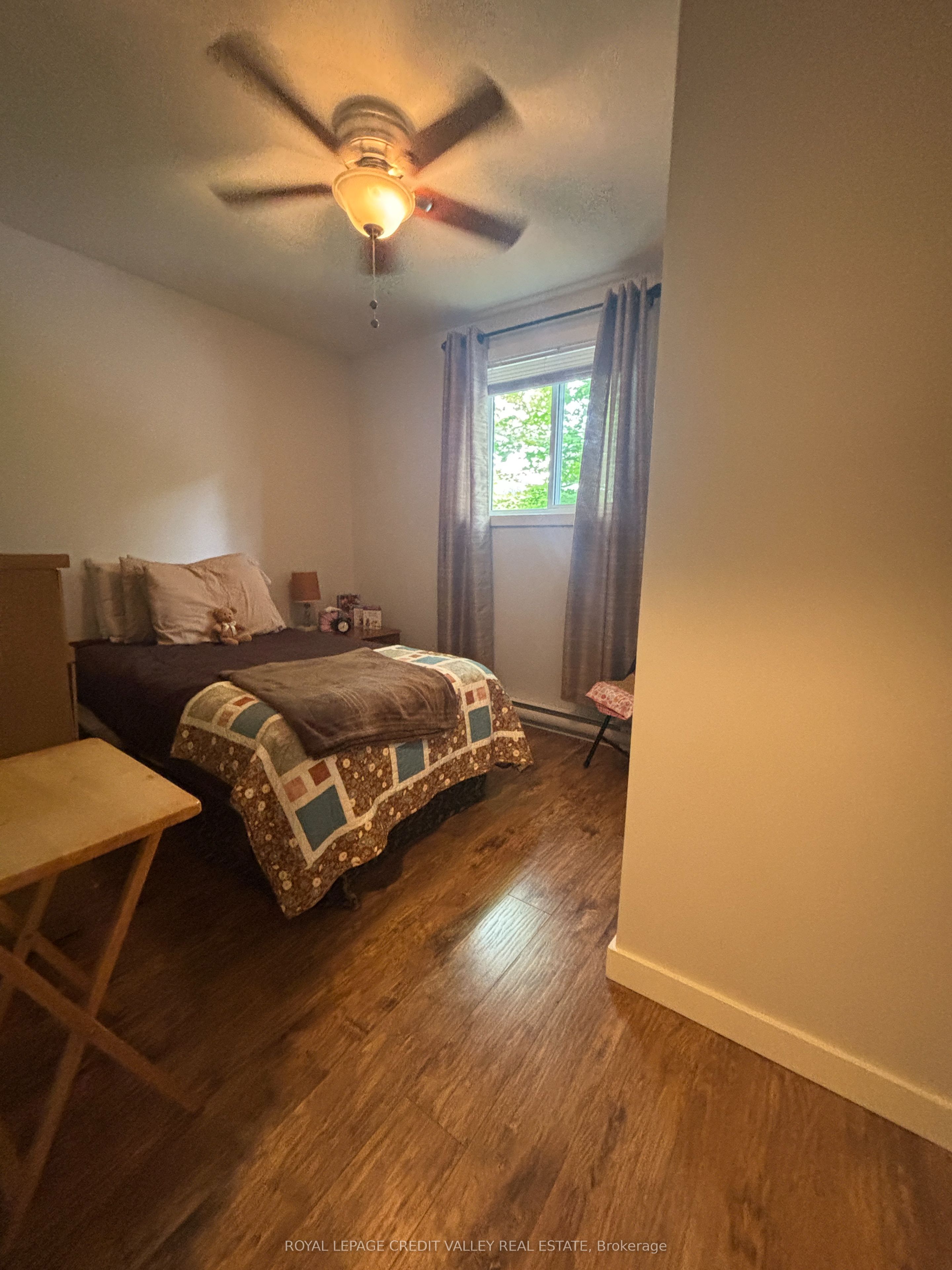 39 Cleak Avenue N Property Photo 19