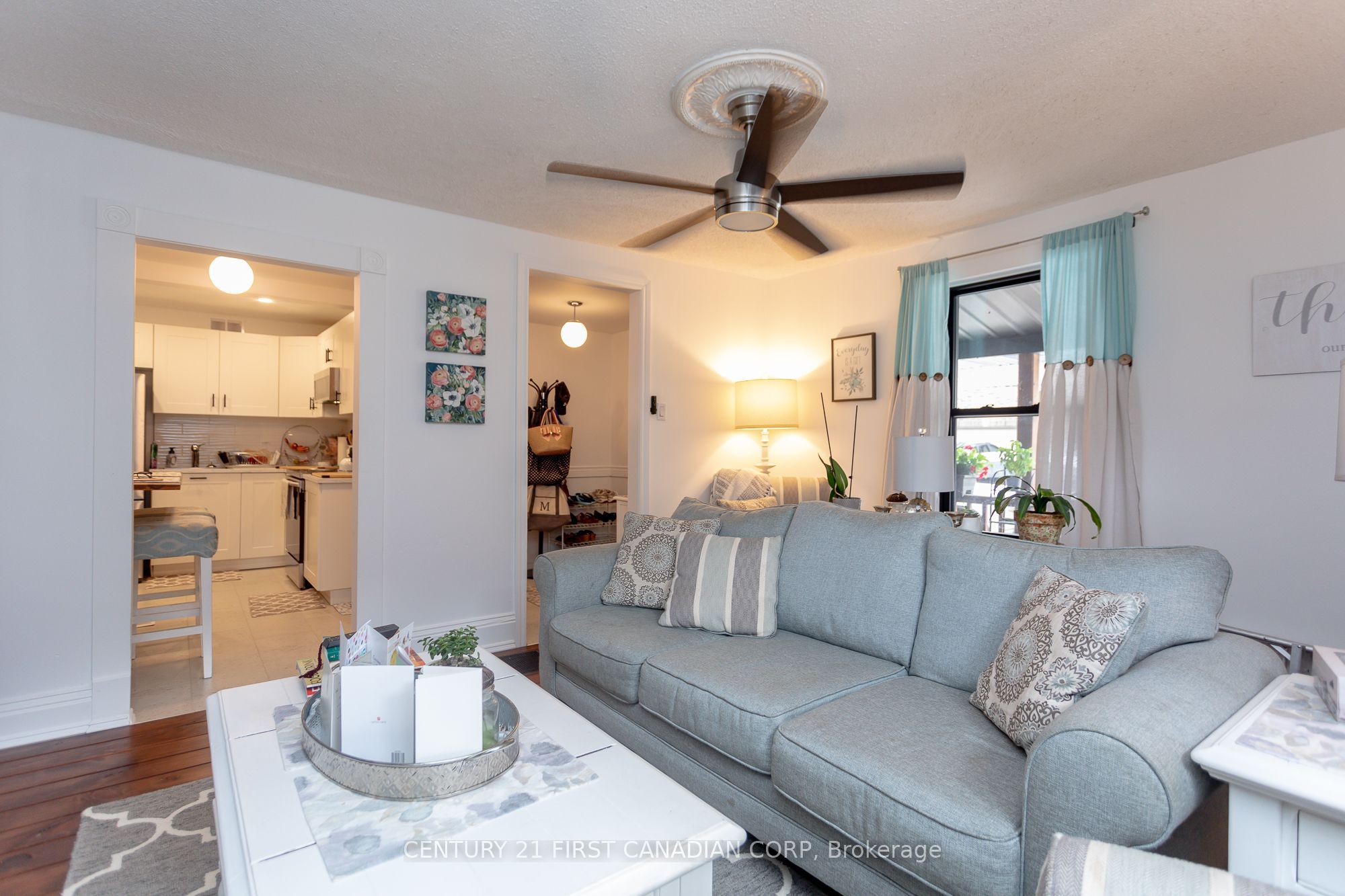 331 Erie Street Property Photo 9