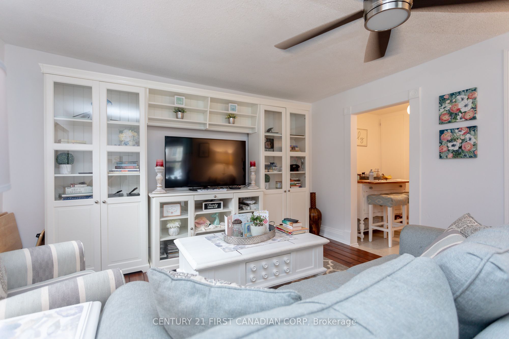 331 Erie Street Property Photo 10