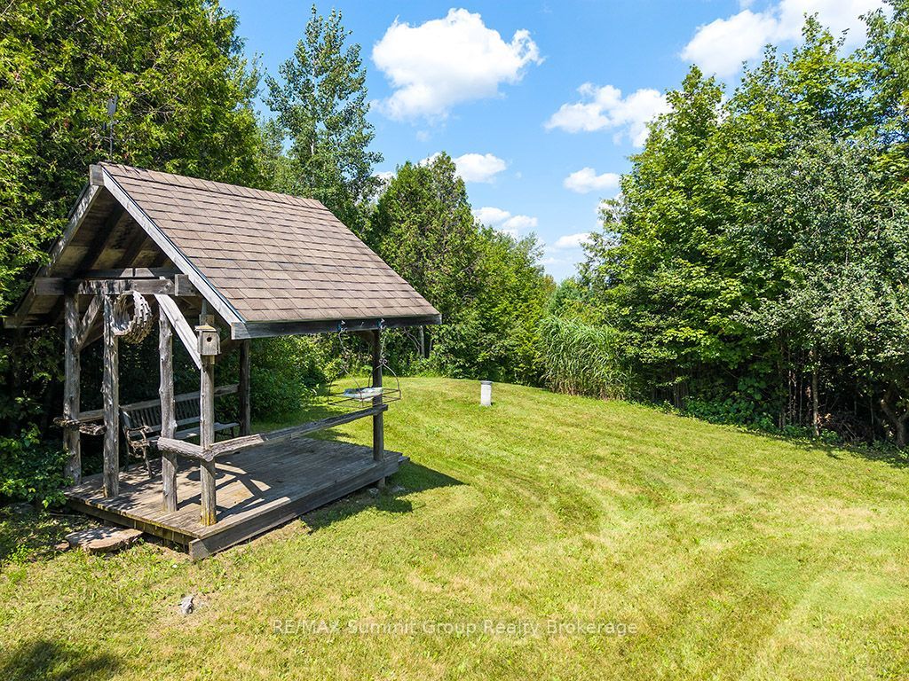 413669 Road 41a Property Photo 38