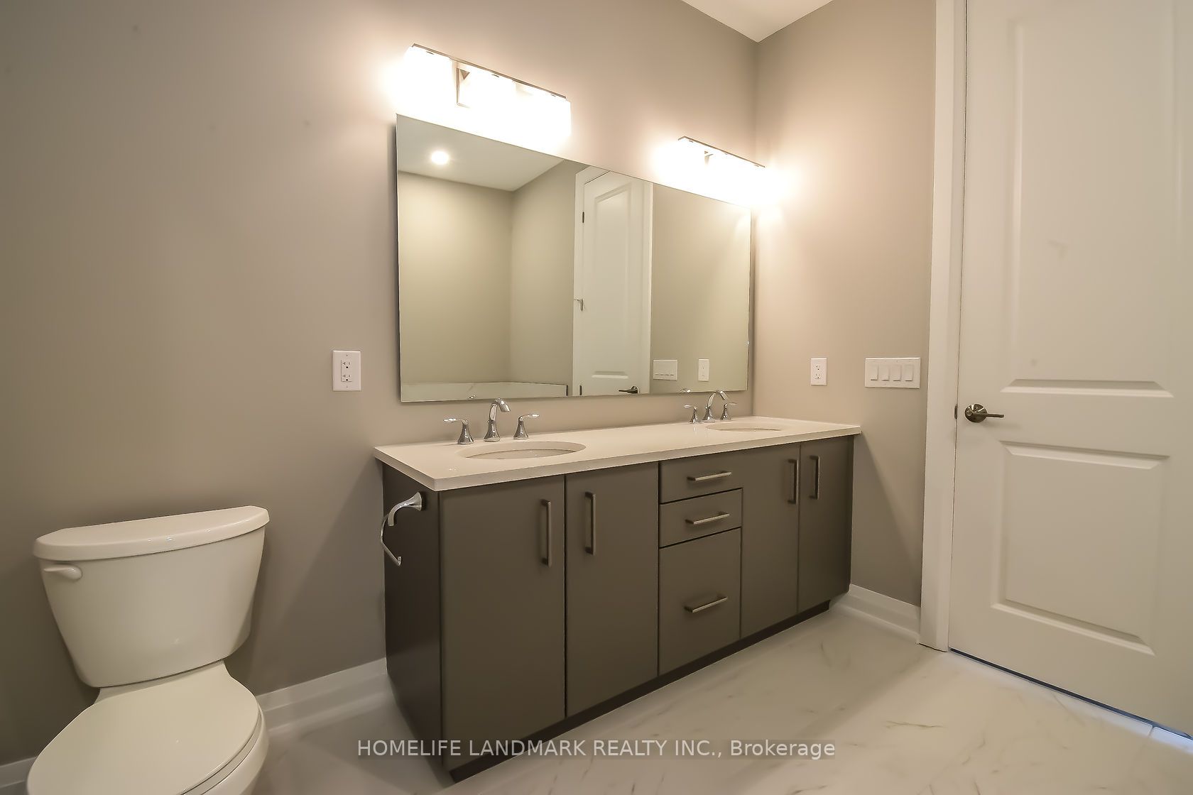 8974 Willoughby Drive Unit 23 Property Photo 17
