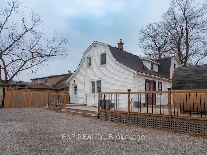 3090 Montrose Road Property Photo 1