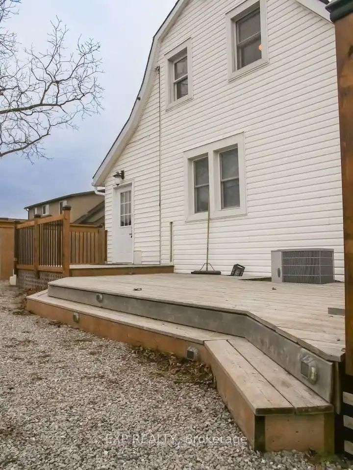 3090 Montrose Road Property Photo 17