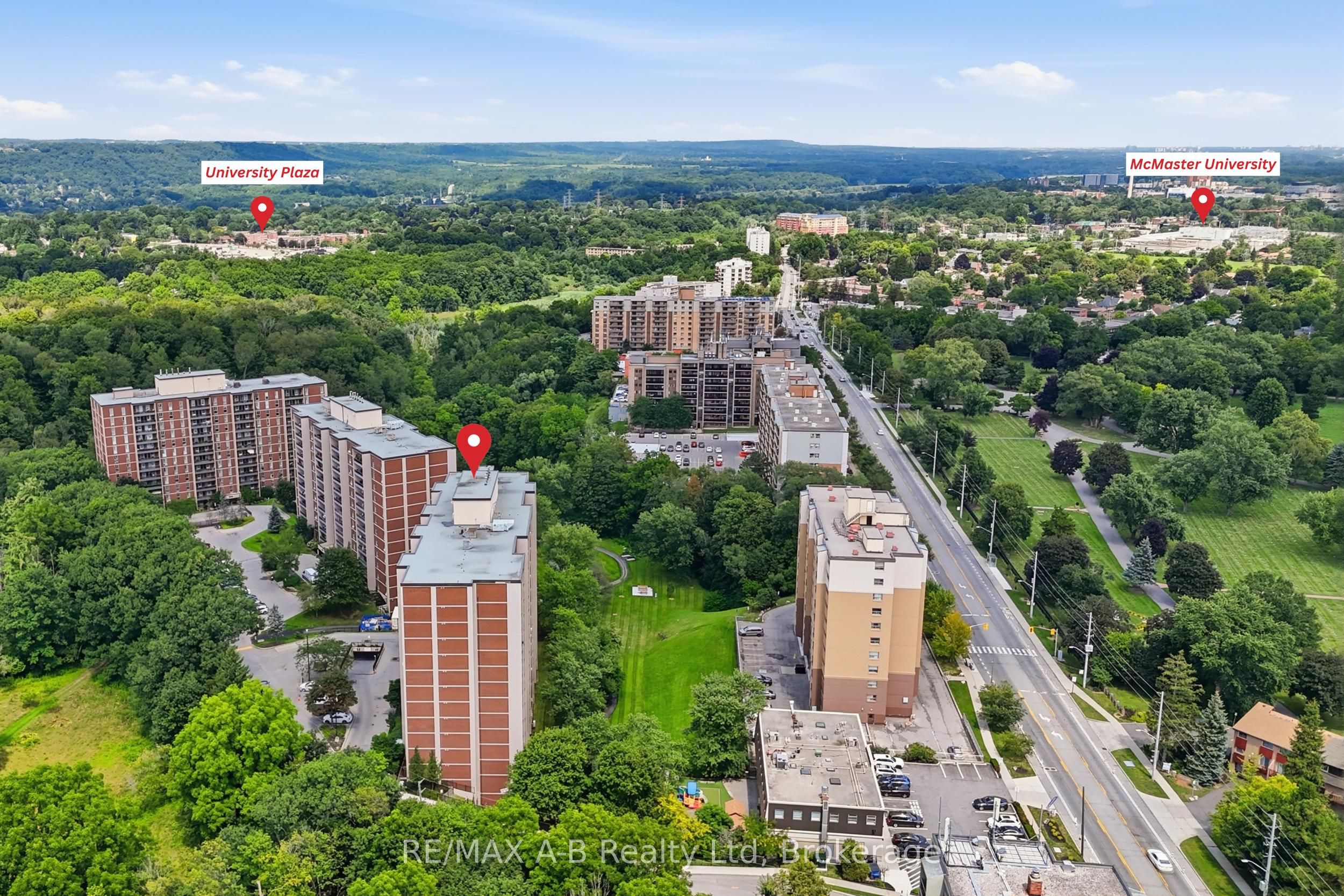 1964 Main Street W 805 Property Photo 3