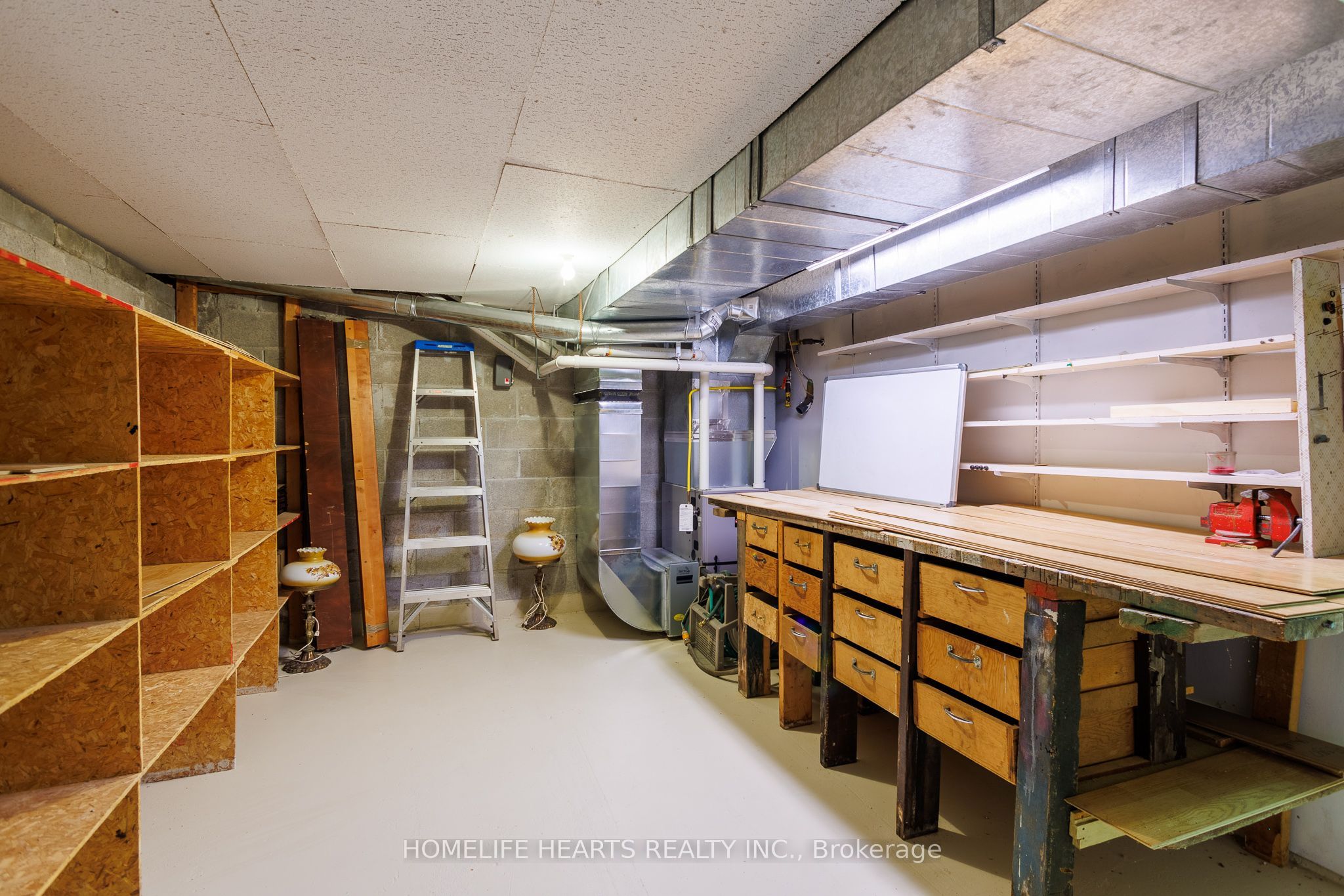 227 Queen Street Property Photo 35
