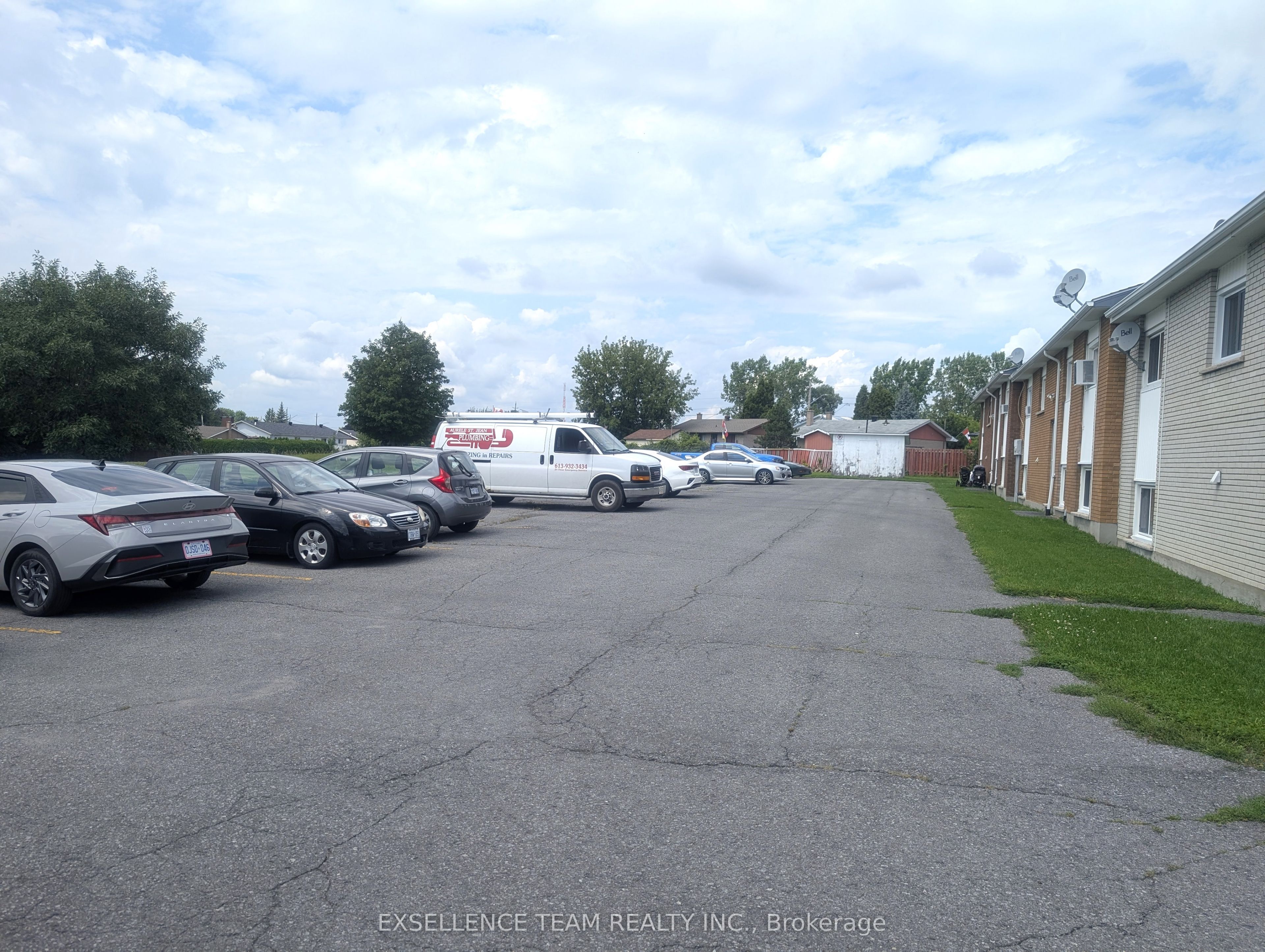 1452 St Michel Avenue Property Photo 3