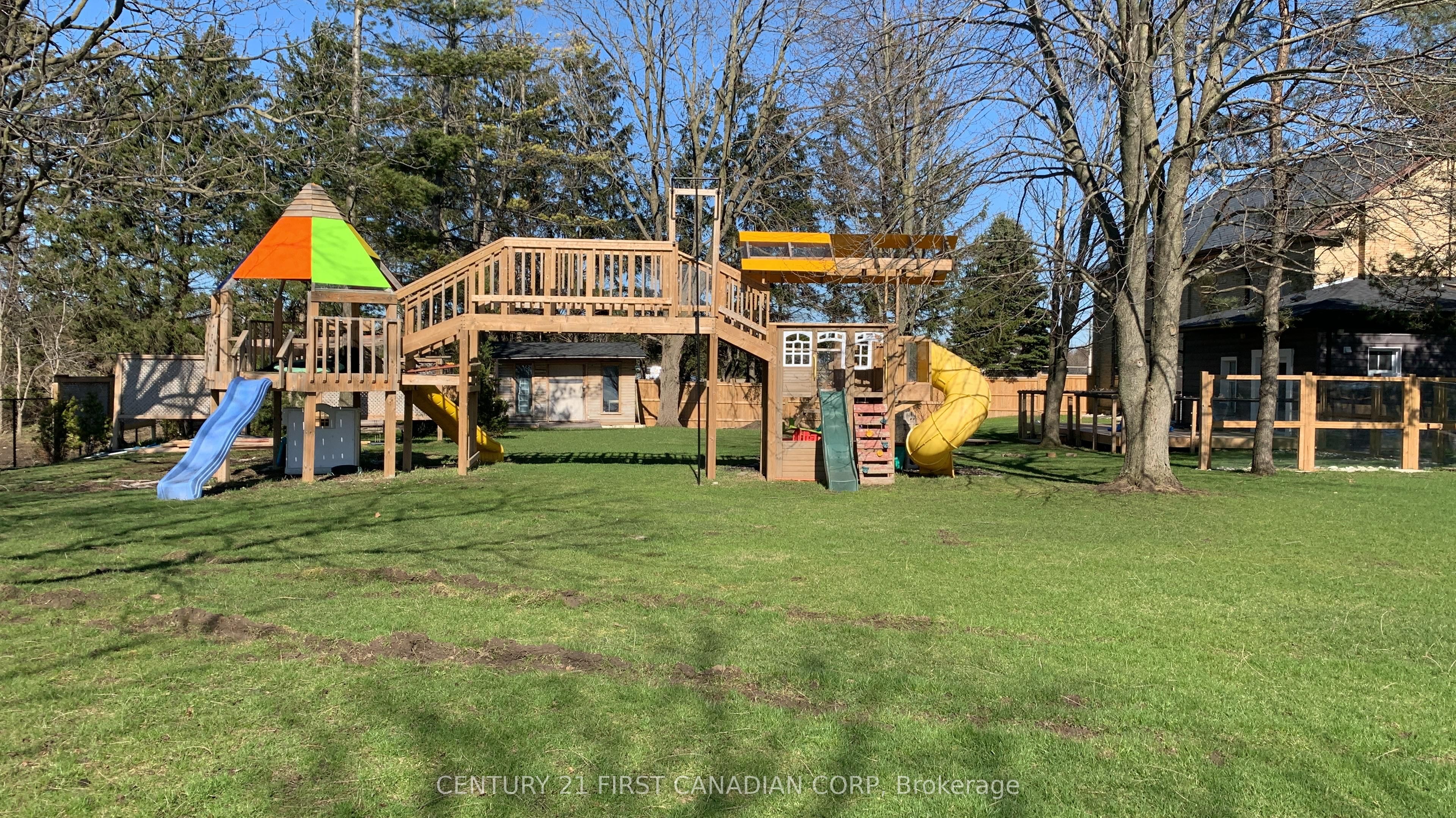 14310 Ilderton Road Property Photo 8