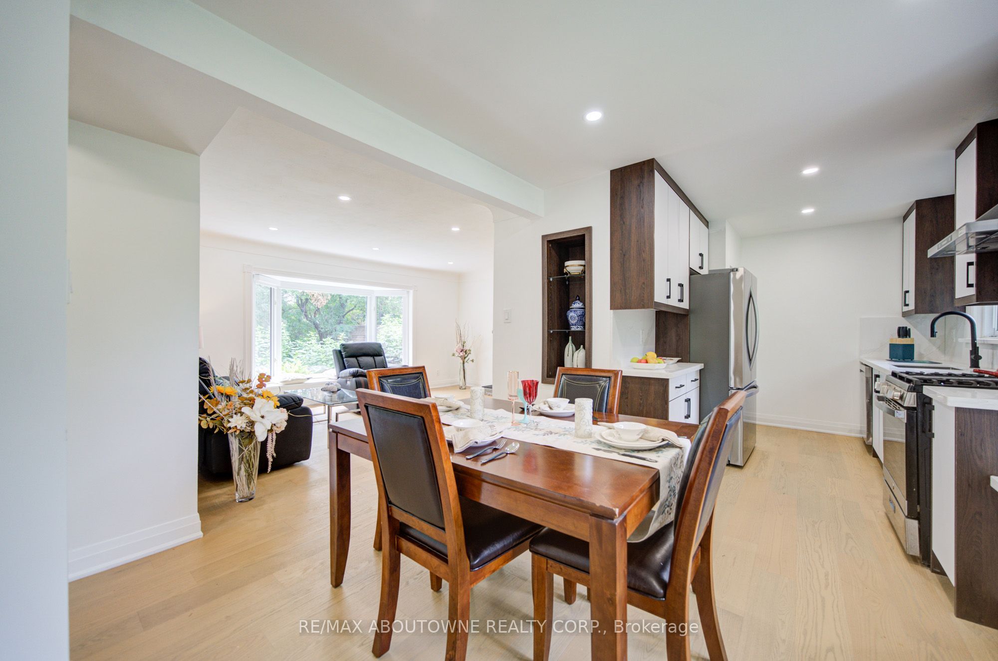 30 Dale Avenue Property Photo 8