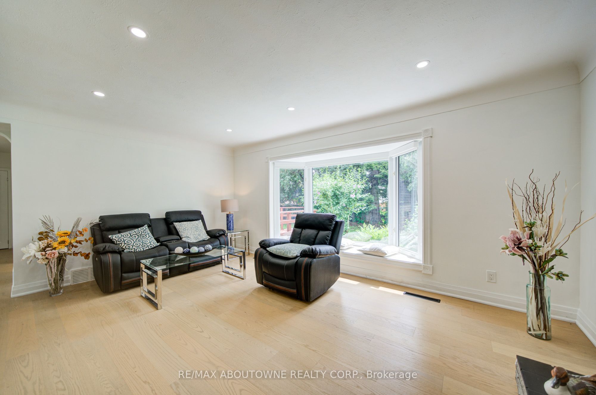 30 Dale Avenue Property Photo 16