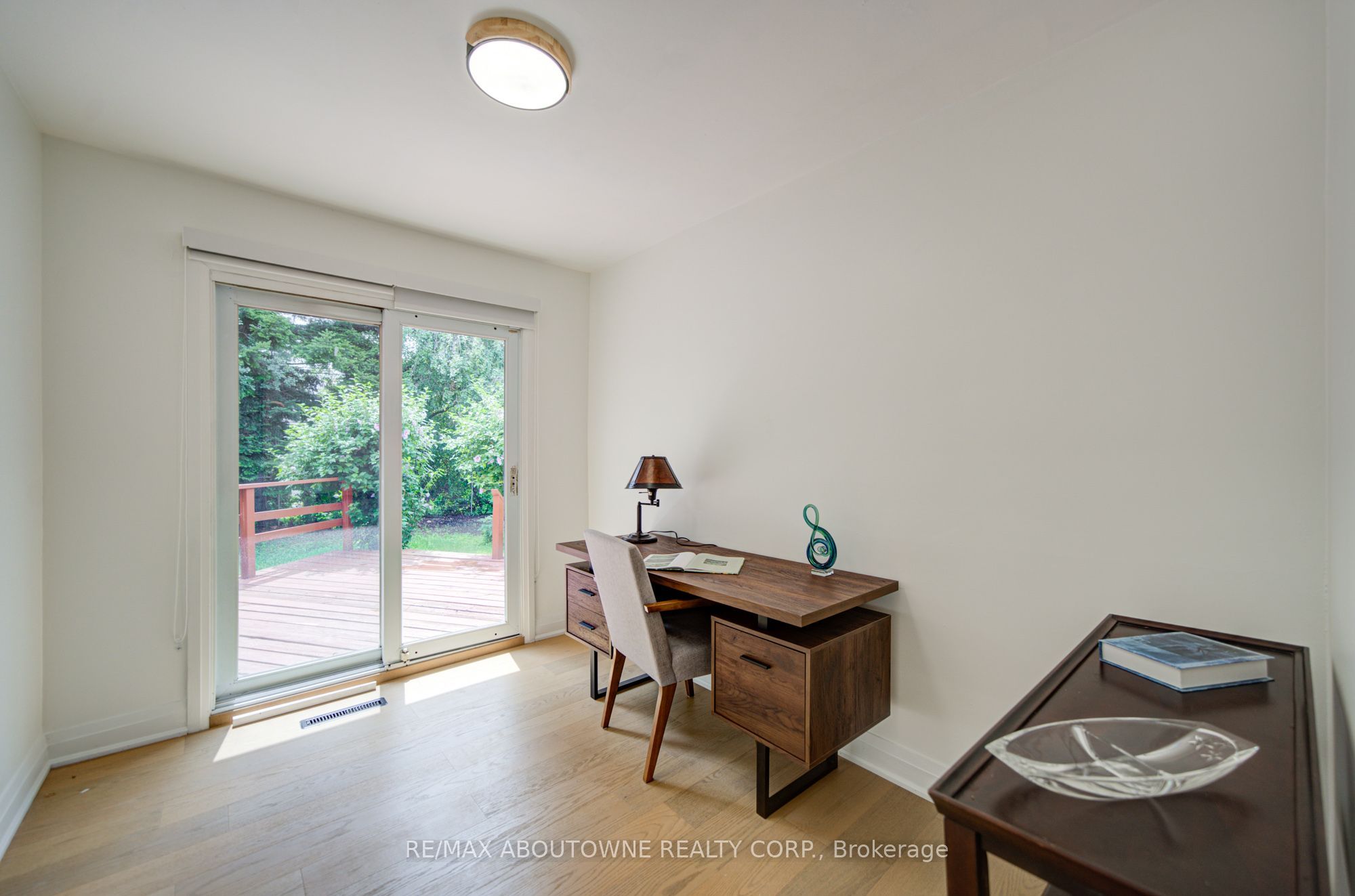 30 Dale Avenue Property Photo 25