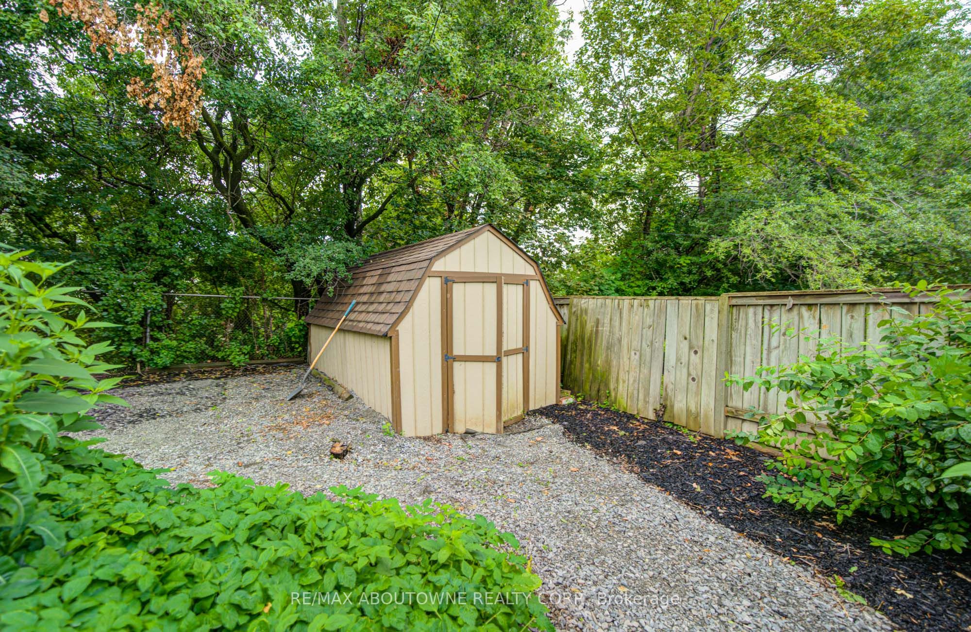 30 Dale Avenue Property Photo 44