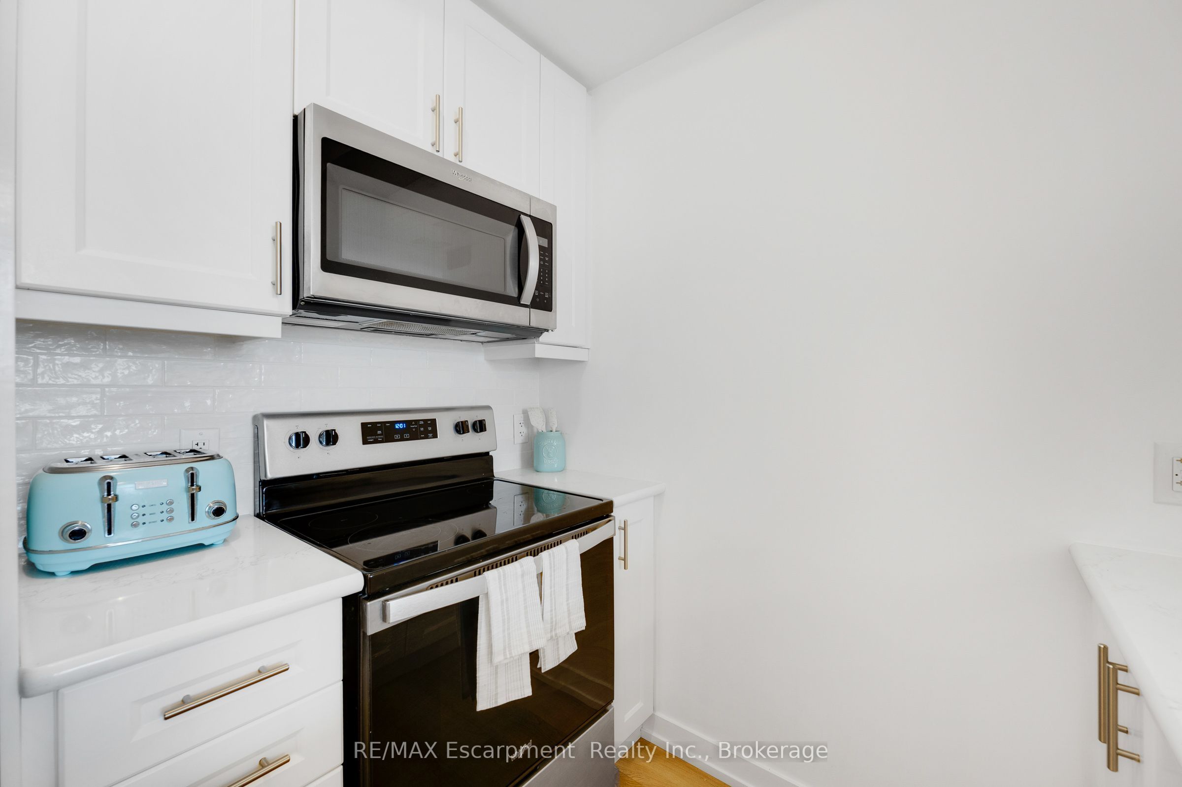 470 Dundas Street E 309 Property Photo 9