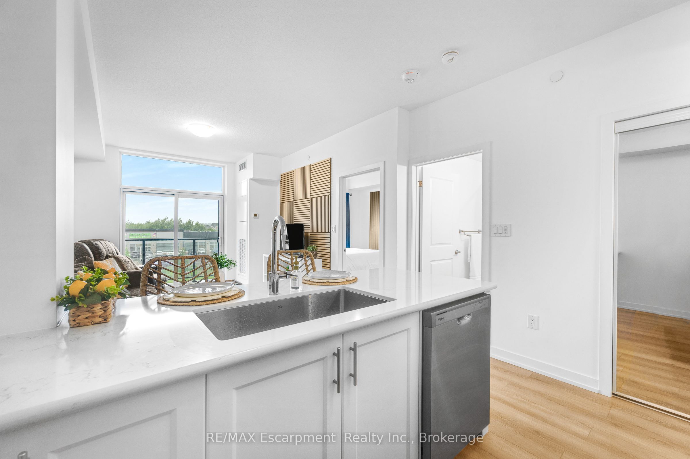 470 Dundas Street E 309 Property Photo 10
