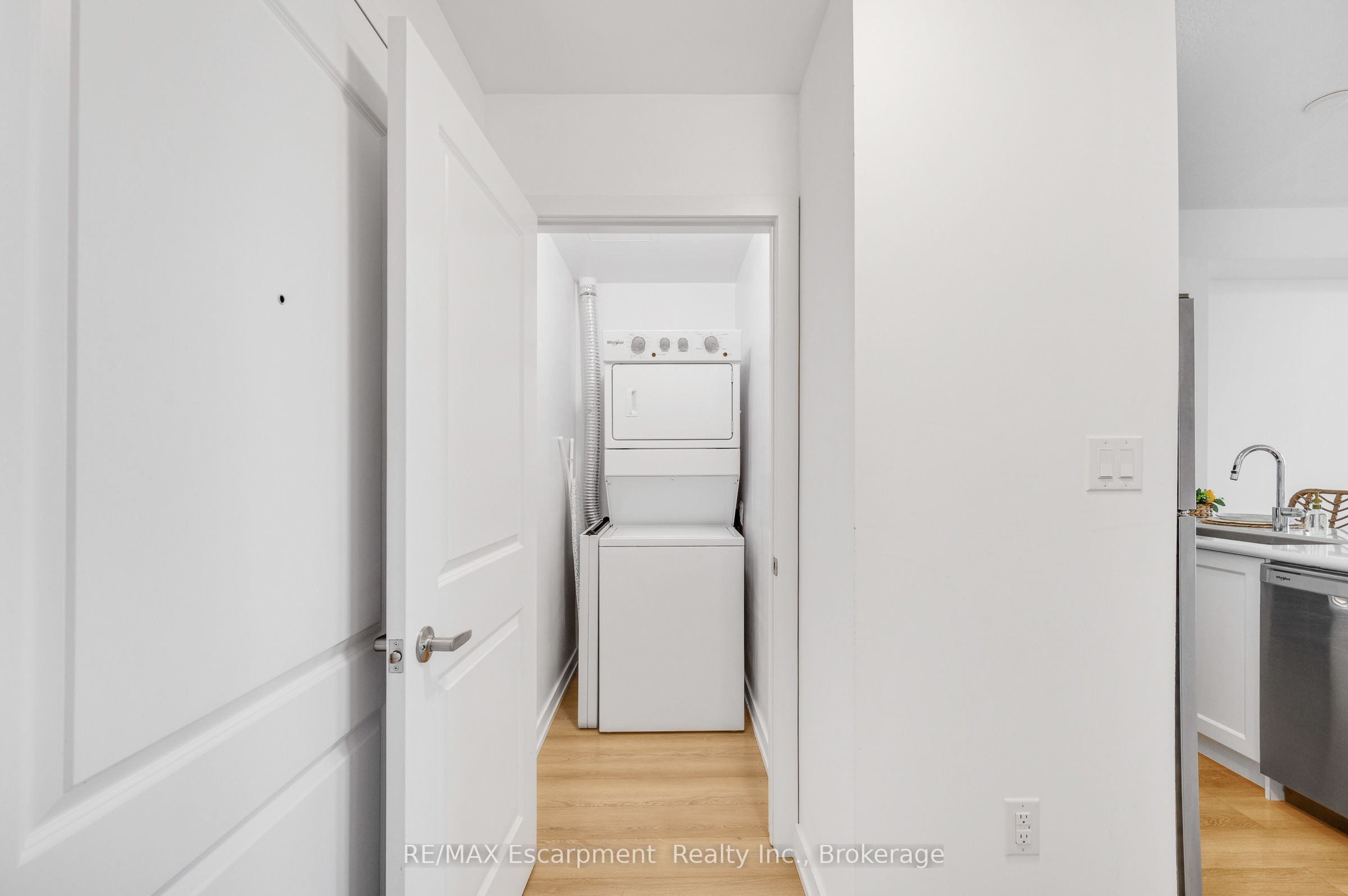 470 Dundas Street E 309 Property Photo 20