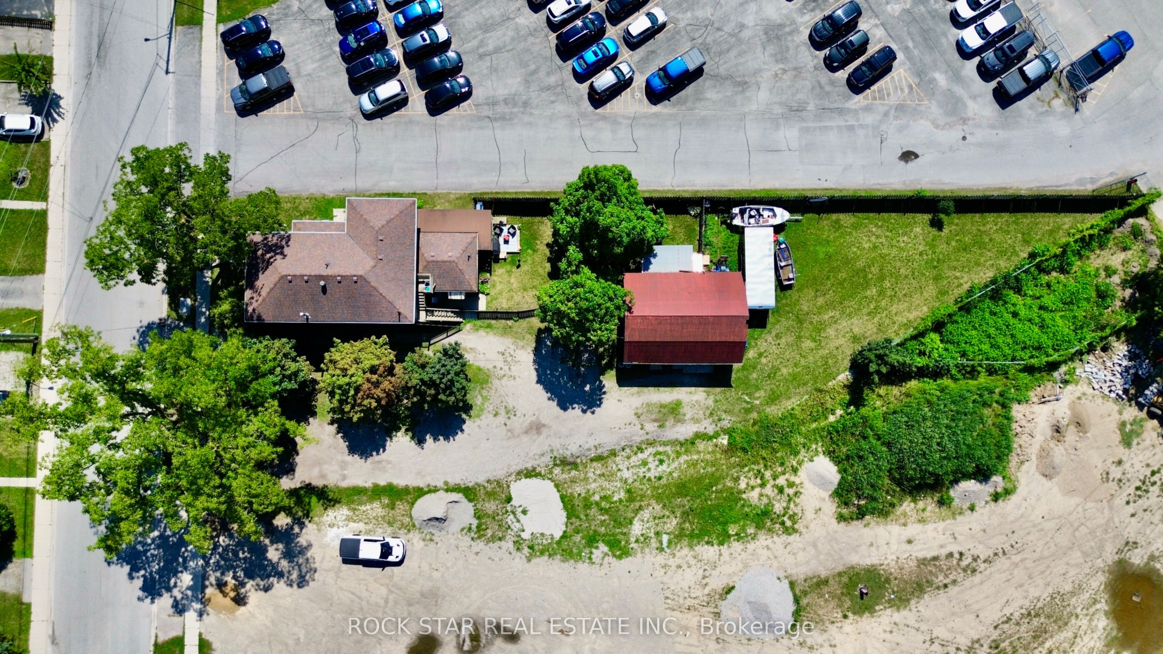 135 Sherwood Drive Property Photo 45