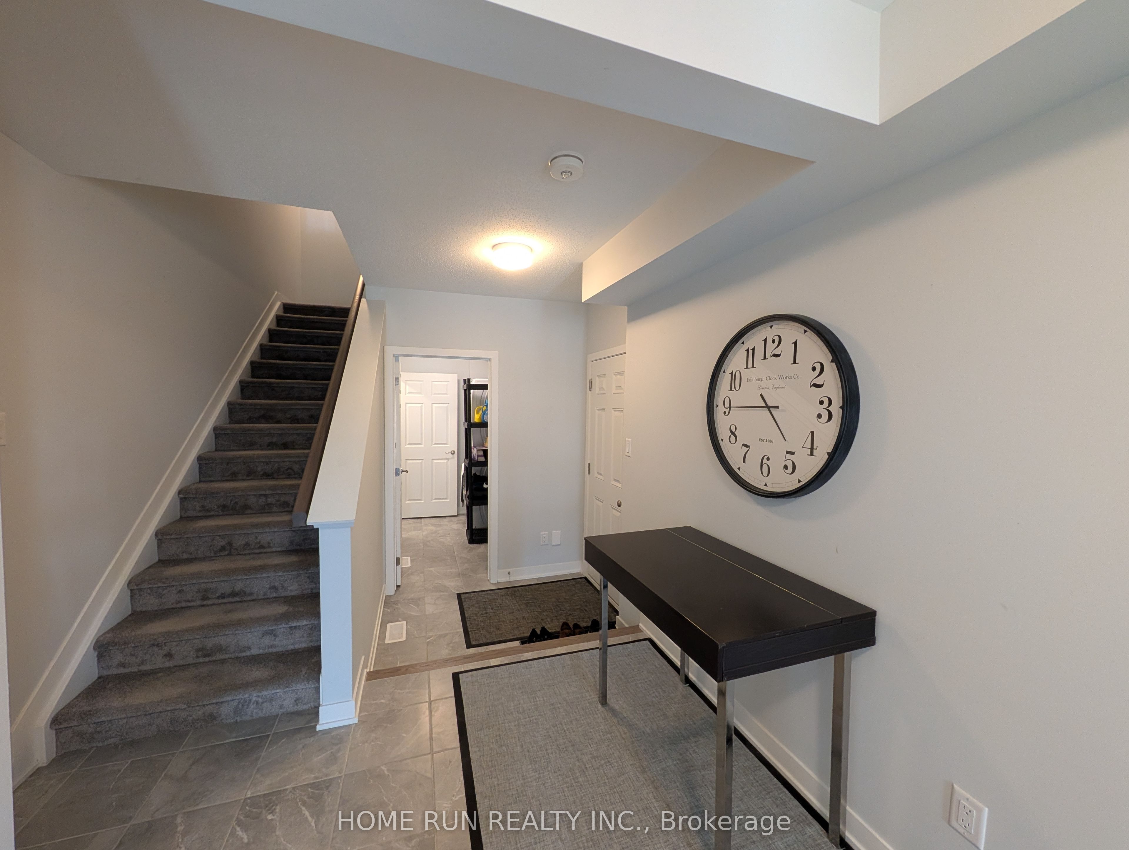 312 Parallax Private Property Photo 3
