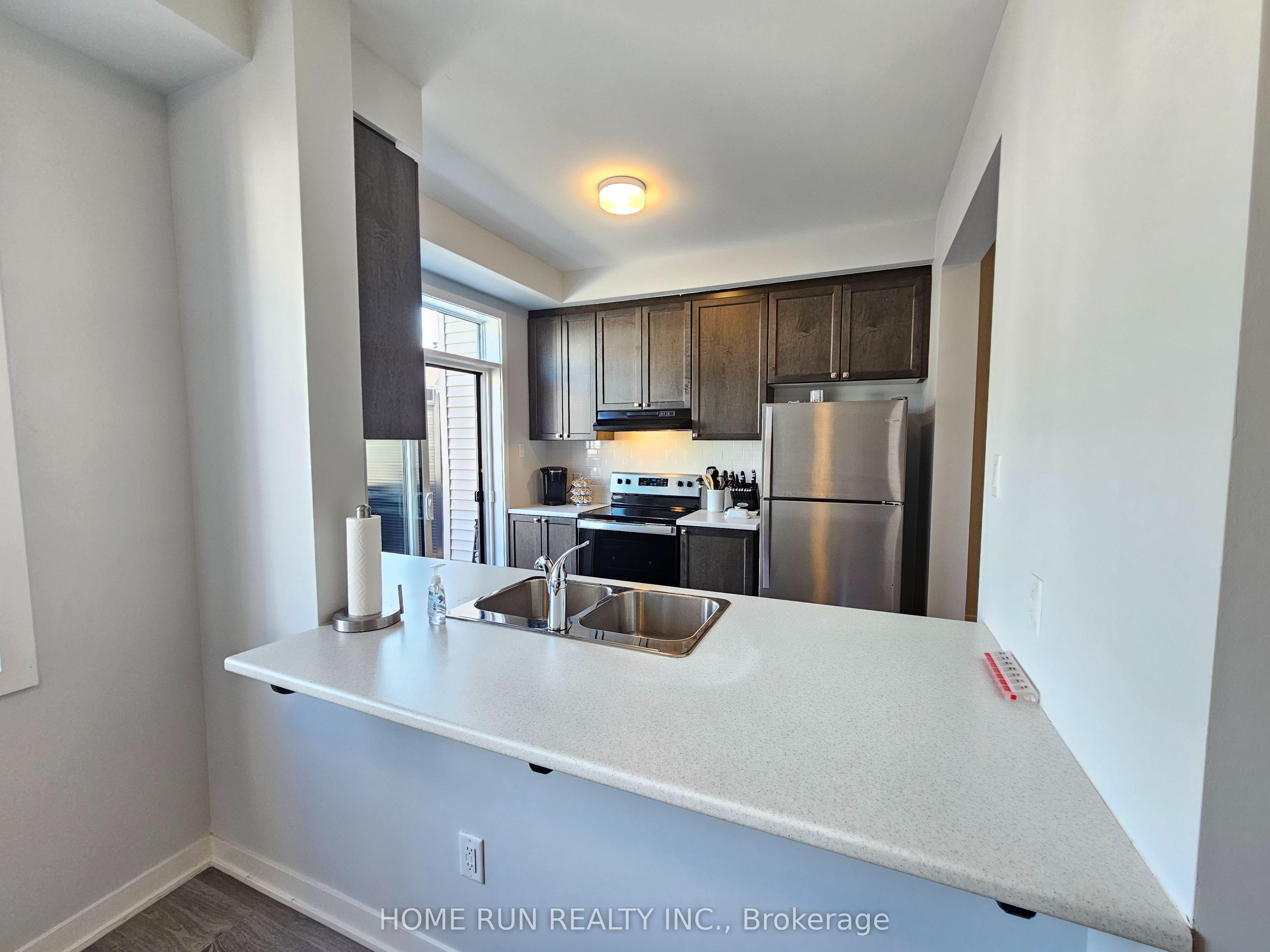 312 Parallax Private Property Photo 10