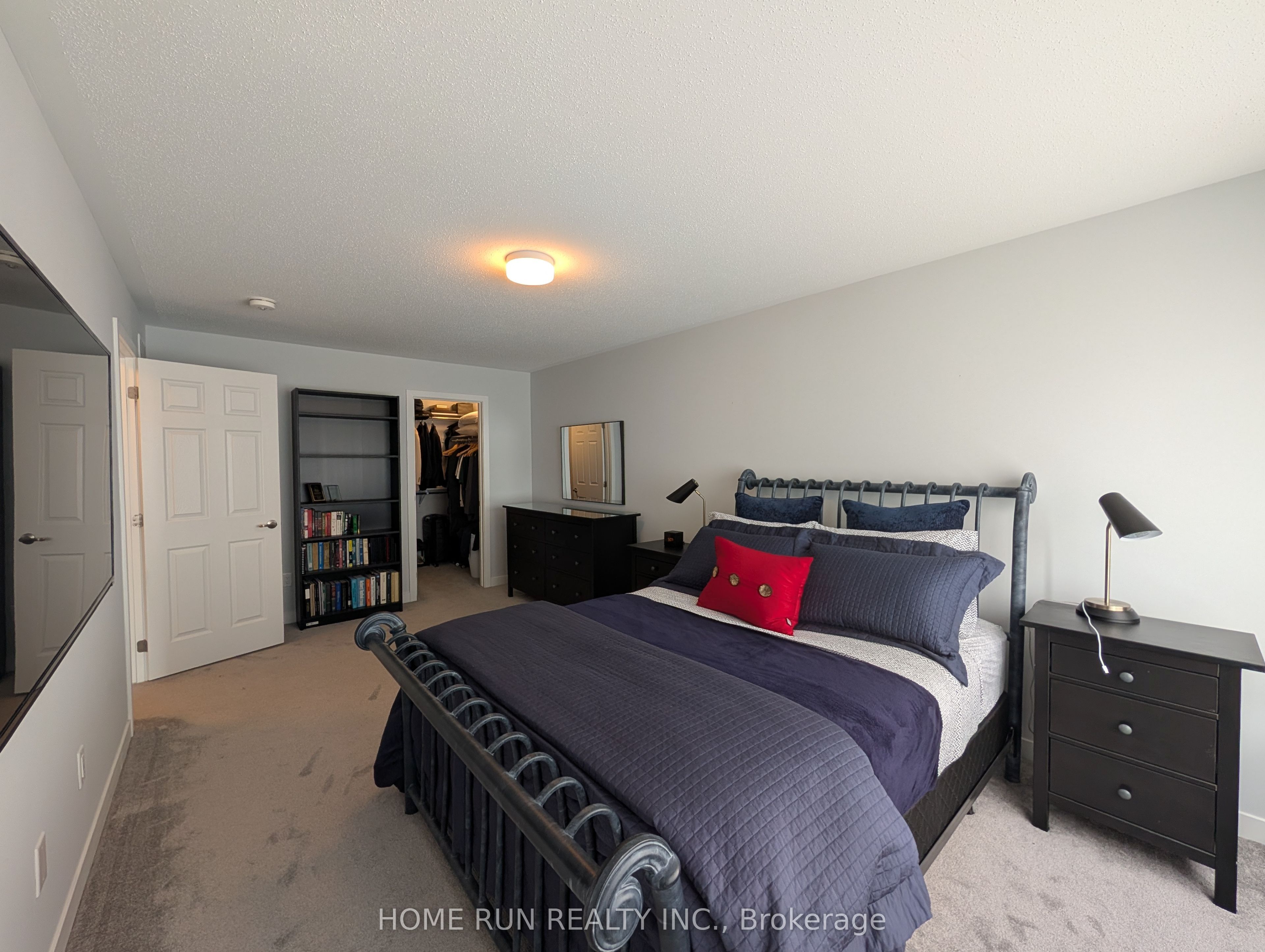 312 Parallax Private Property Photo 14