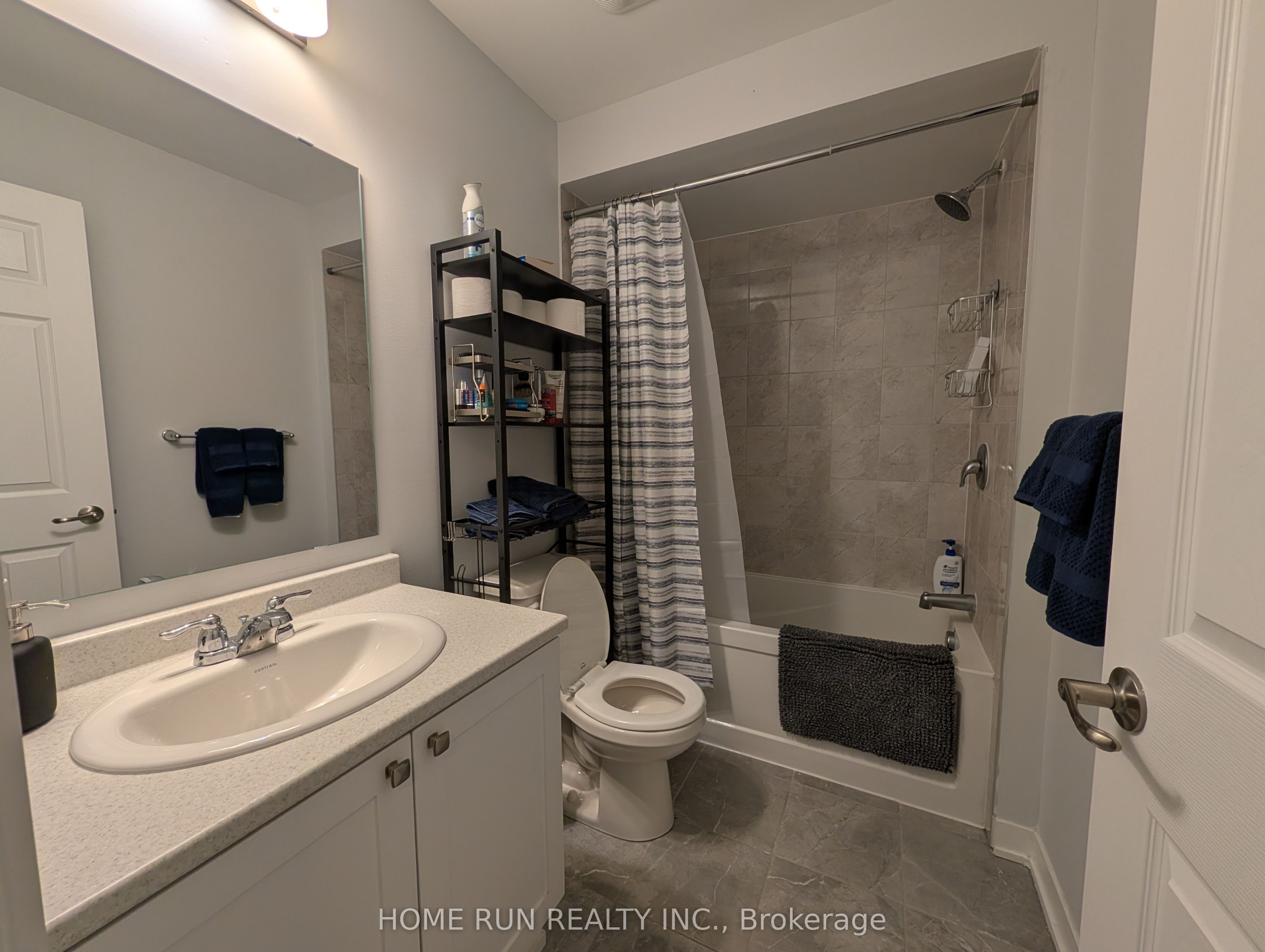 312 Parallax Private Property Photo 17