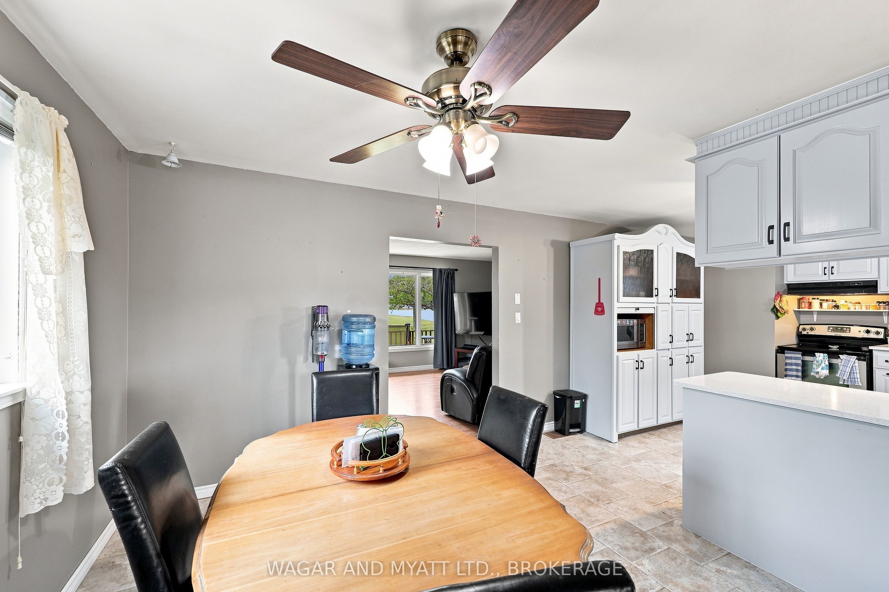 7414 2 Highway Property Photo 8