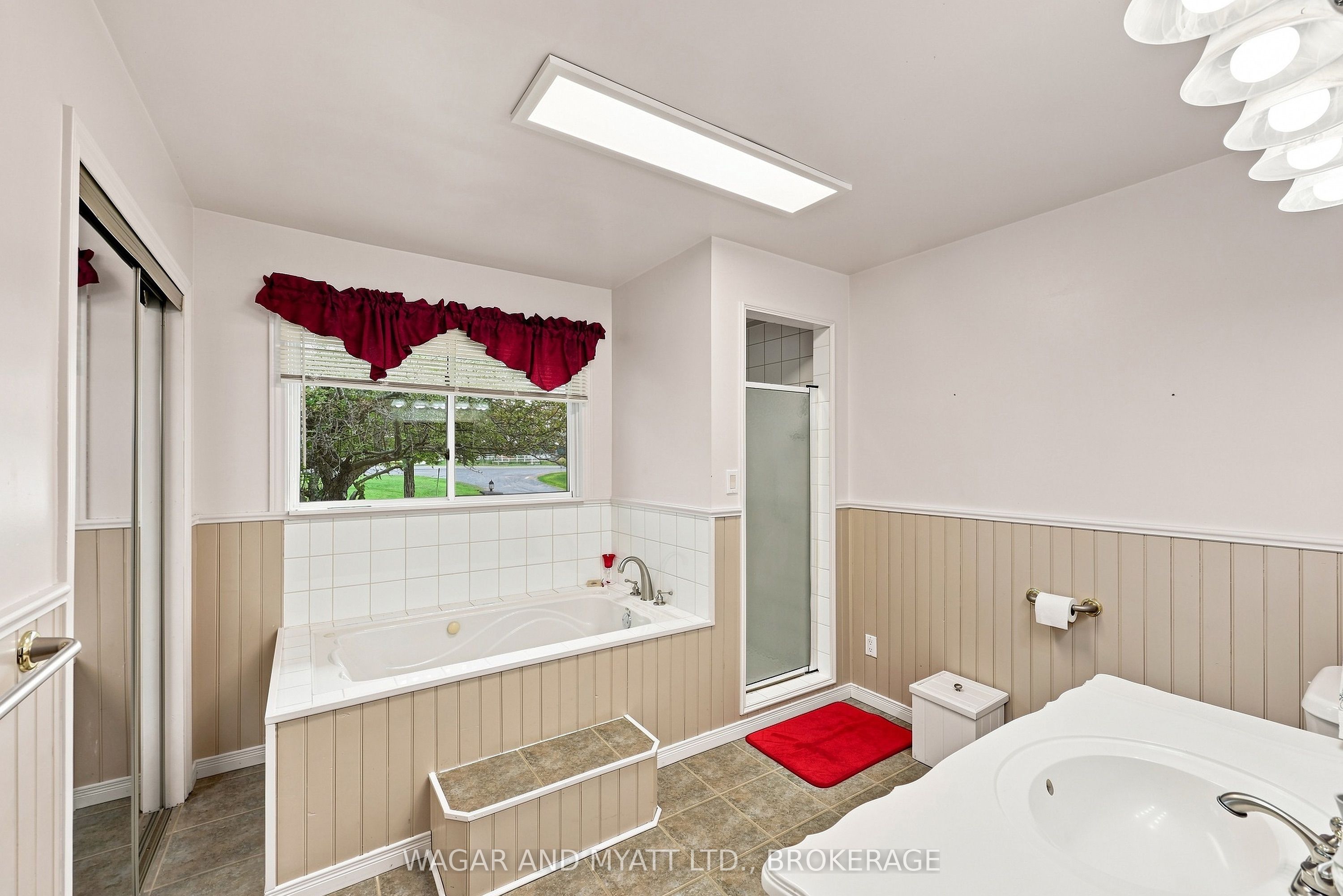 7414 2 Highway Property Photo 14