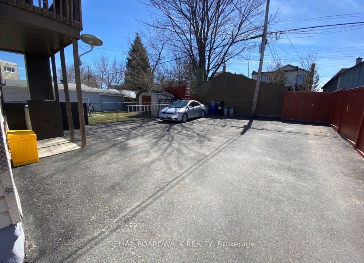 332 Shakespeare Street 1 Property Photo 25