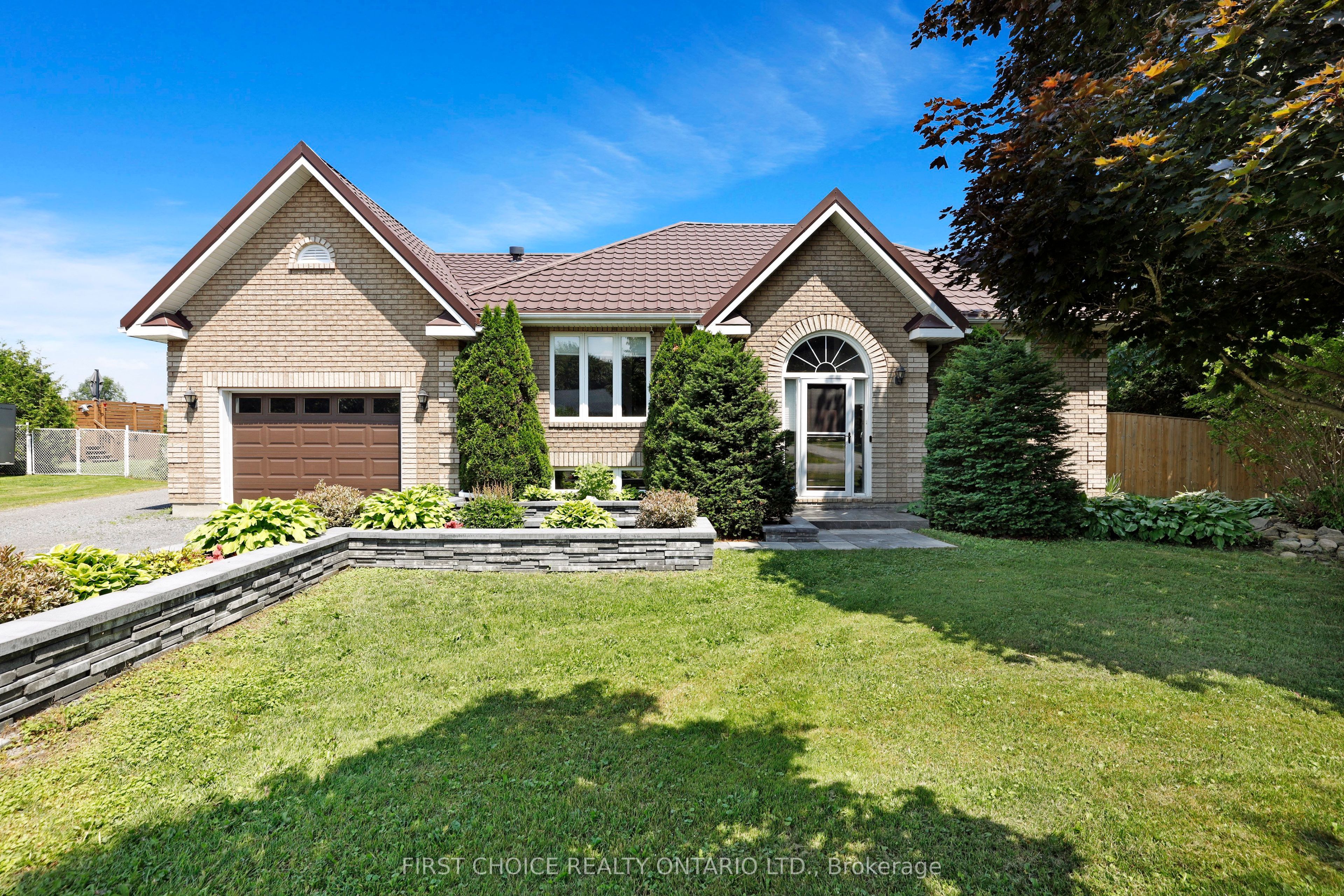 5857 Trudeau Avenue Property Photo 1