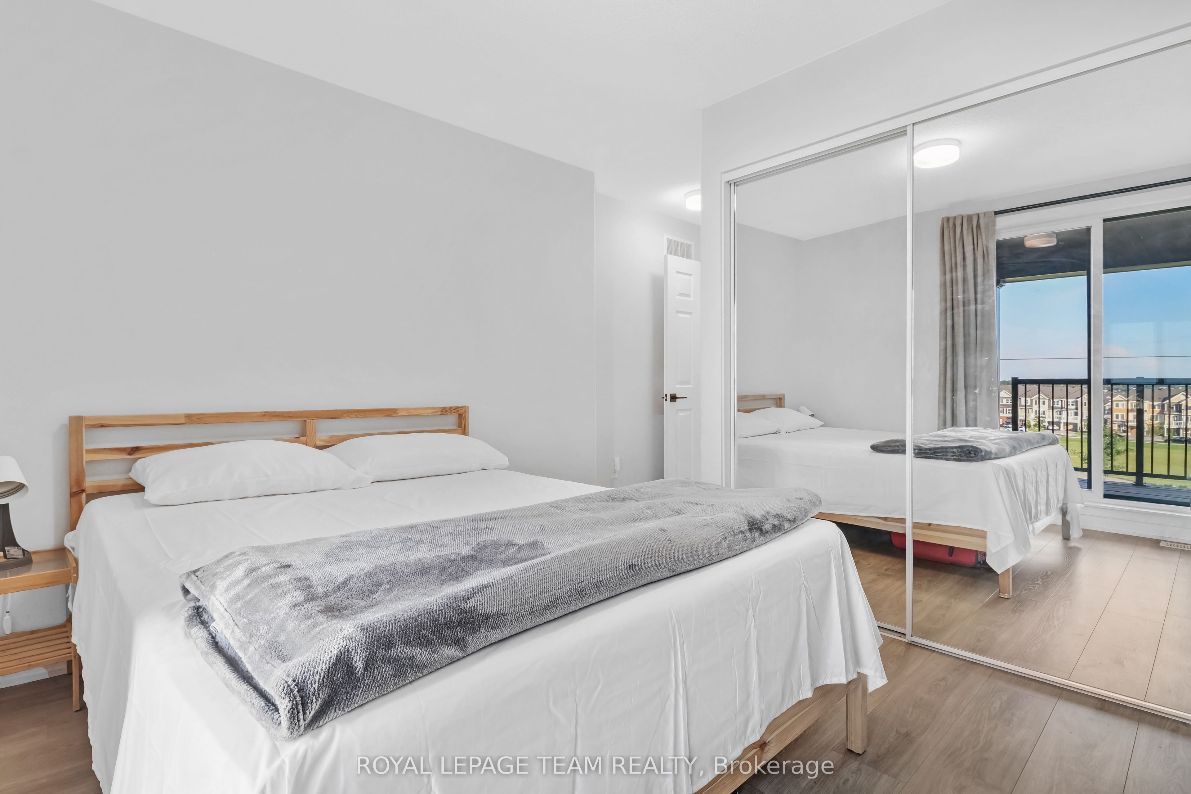 620 Parnian Private Property Photo 14