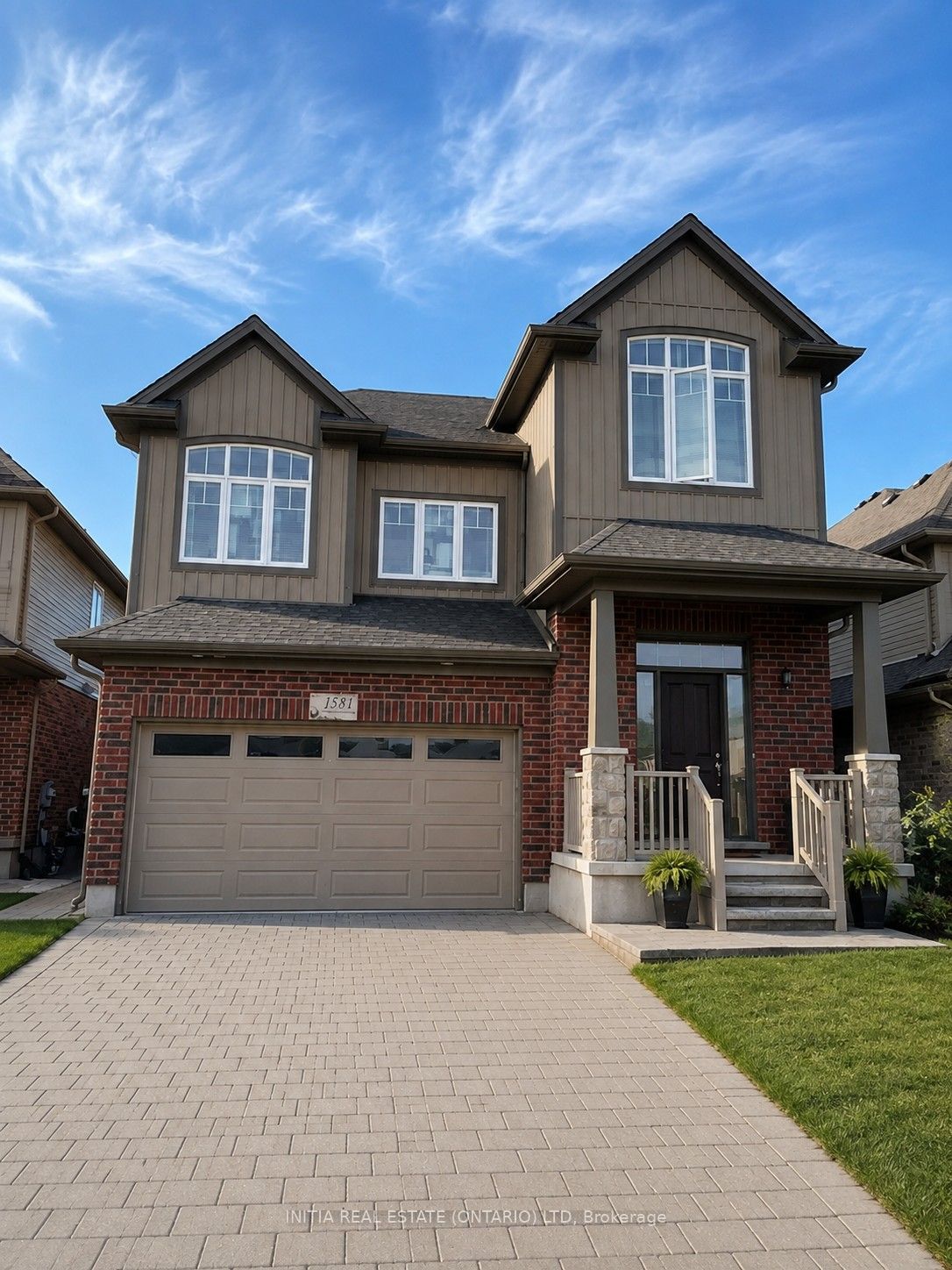 1531 Horseshoe Crescent Property Photo 1
