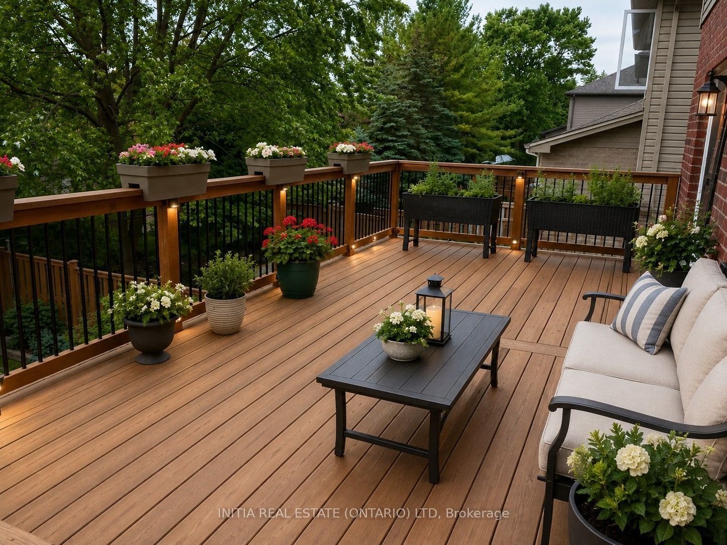 1531 Horseshoe Crescent Property Photo 4
