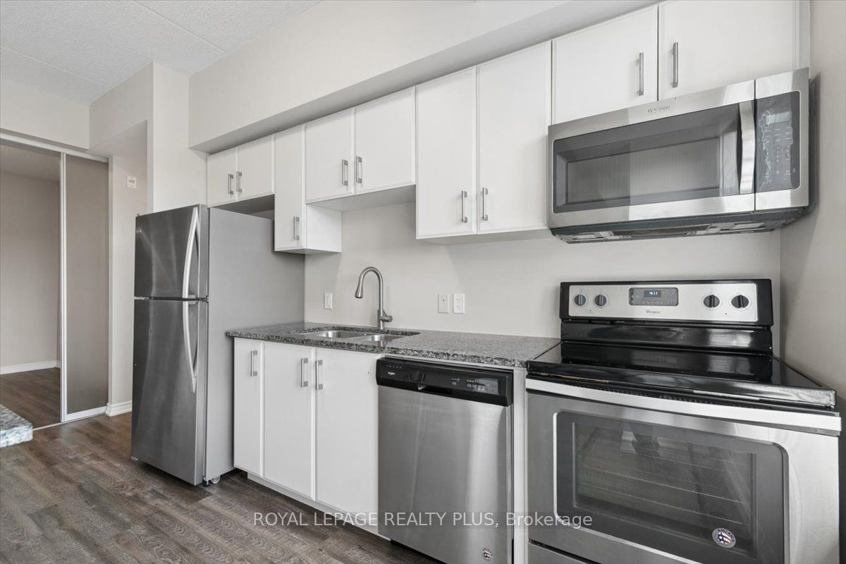 1284 Gordon Street 404 Property Photo 8