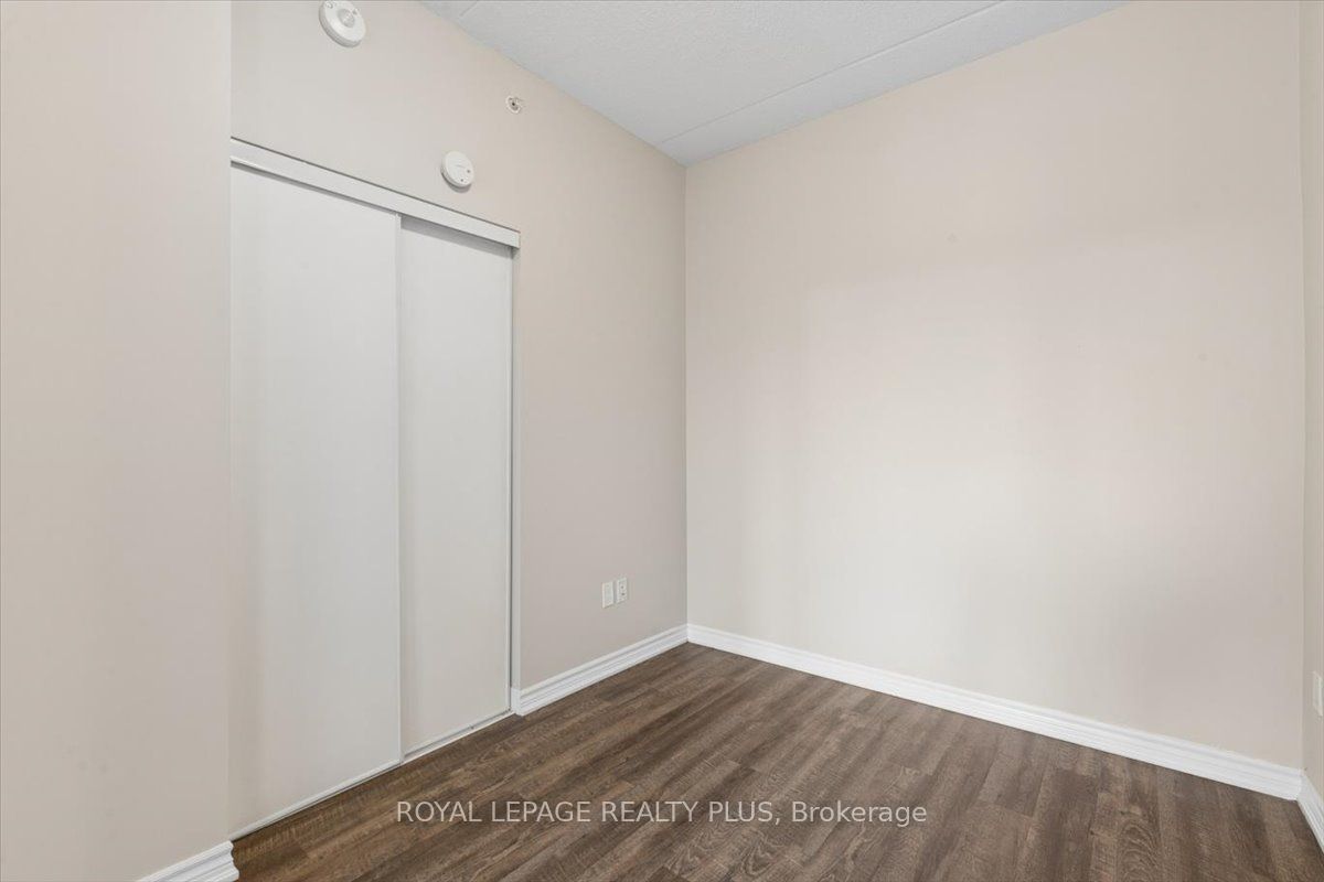 1284 Gordon Street 404 Property Photo 17