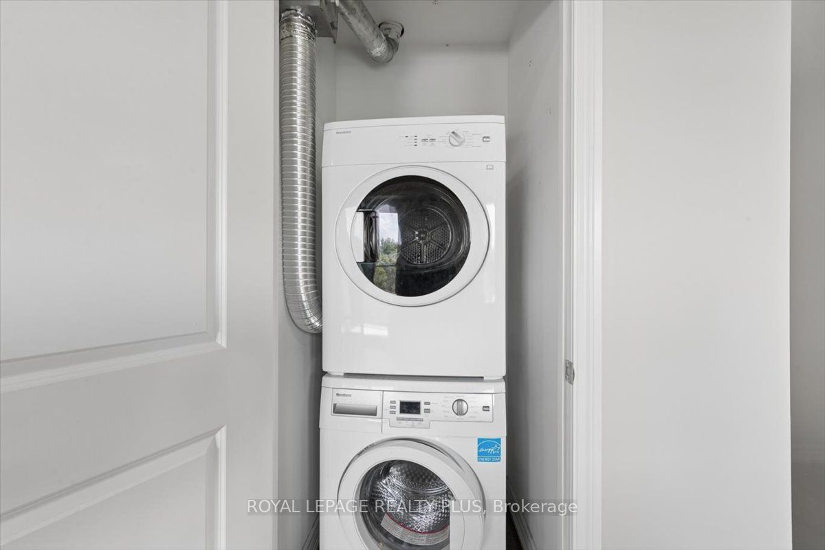 1284 Gordon Street 404 Property Photo 20