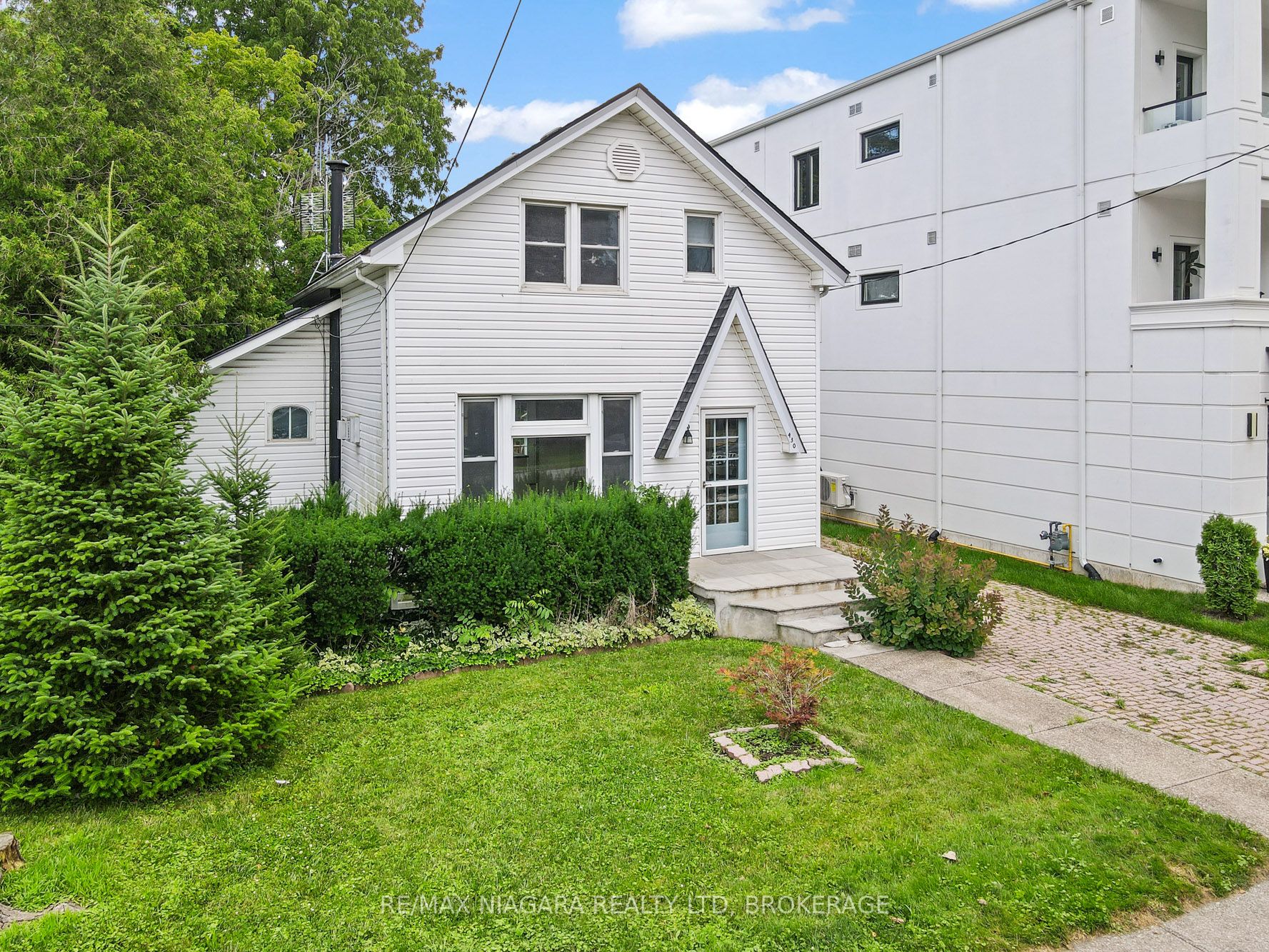 430 Ridge Road N Property Photo 22
