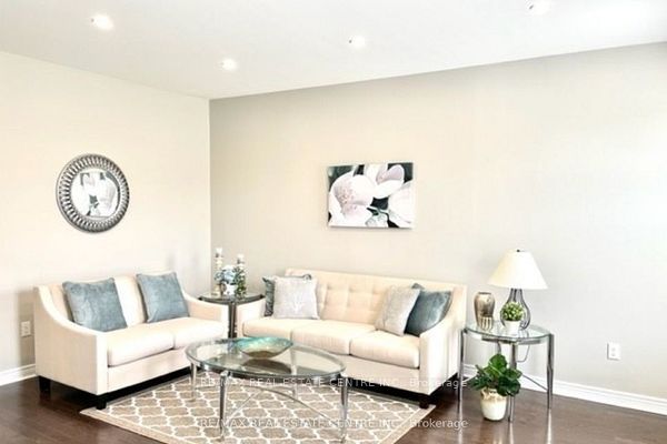 12 Macdonell Road Property Photo 3