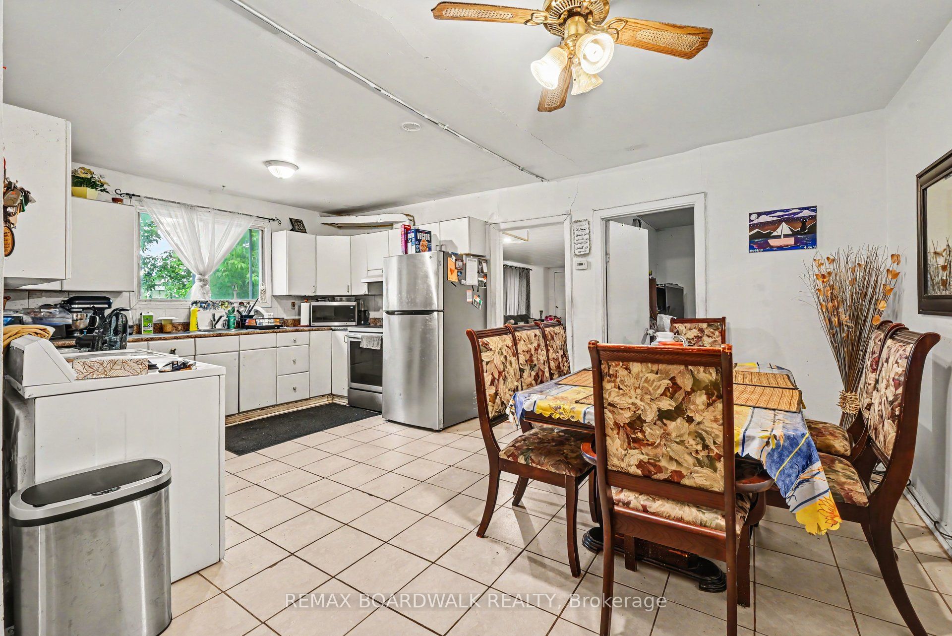 40 Jolliet Avenue Property Photo 10