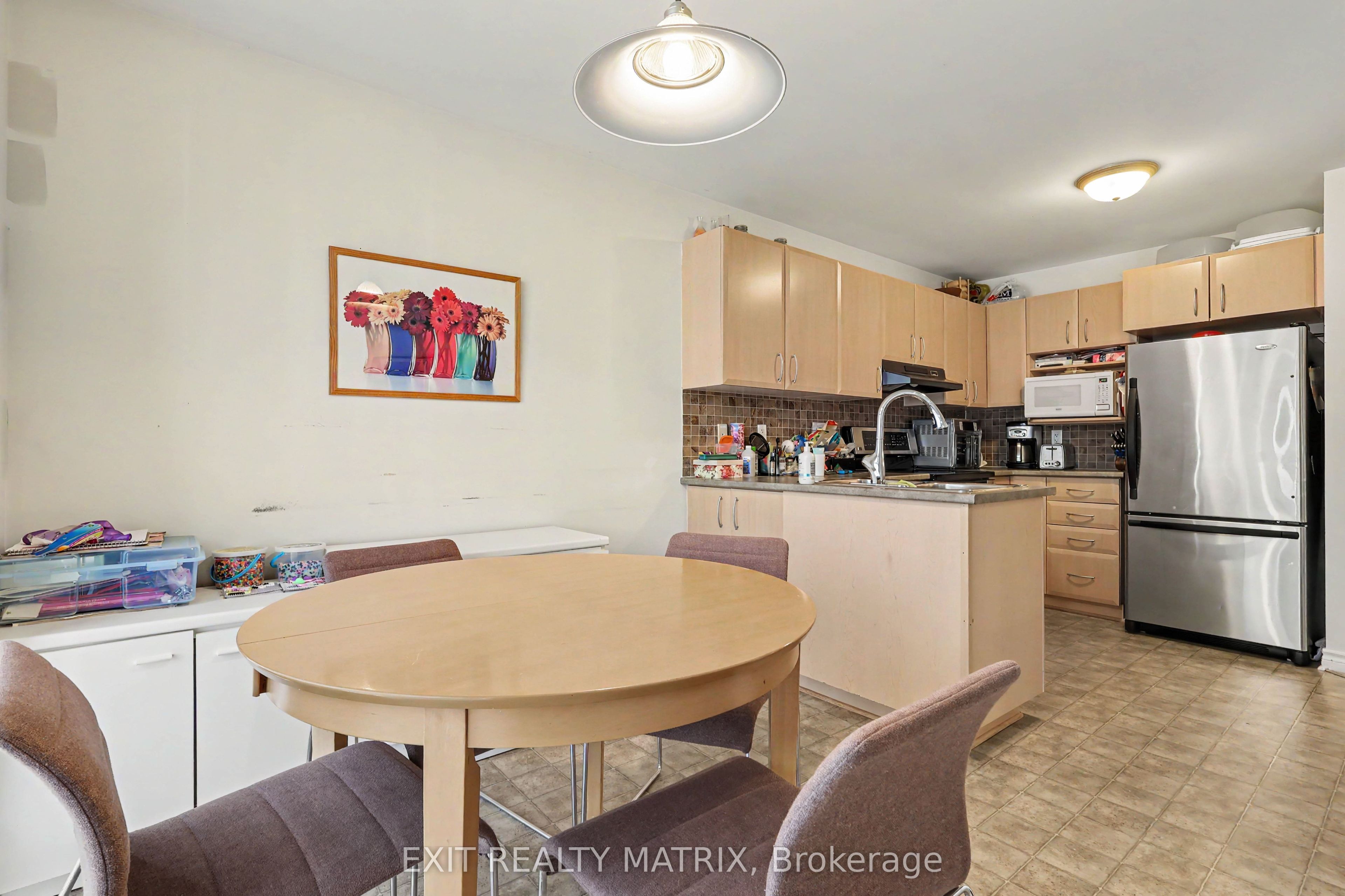416 Goldenbrook Way Property Photo 3