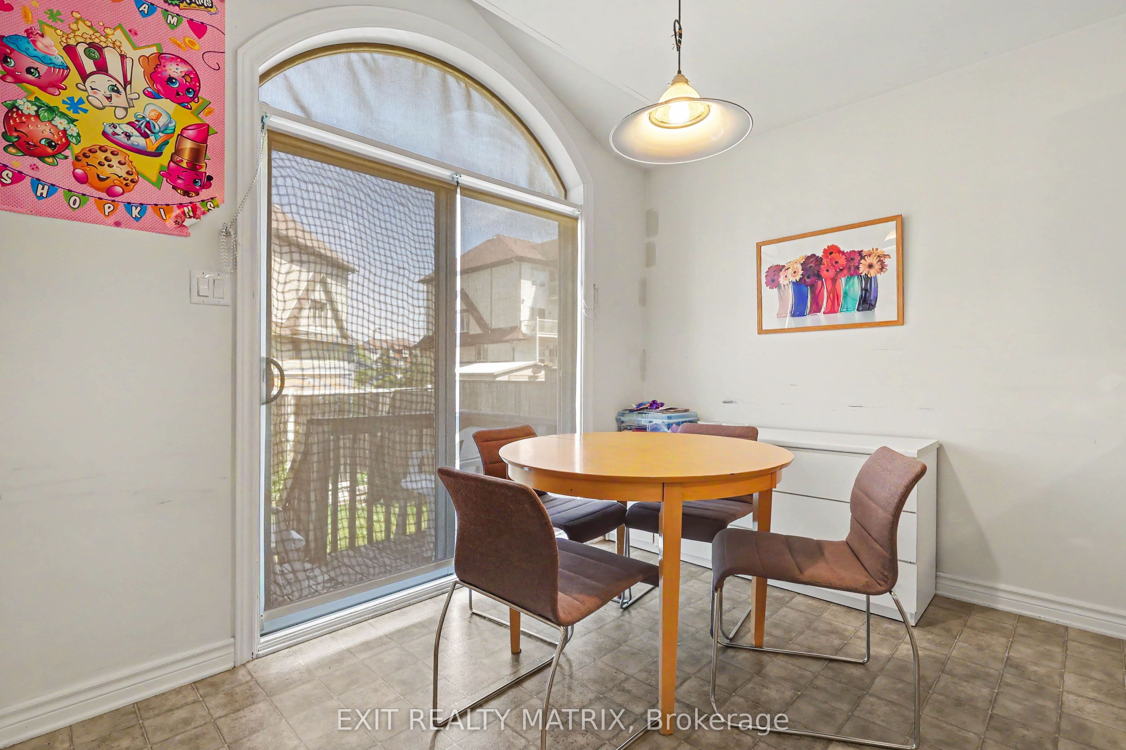 416 Goldenbrook Way Property Photo 4