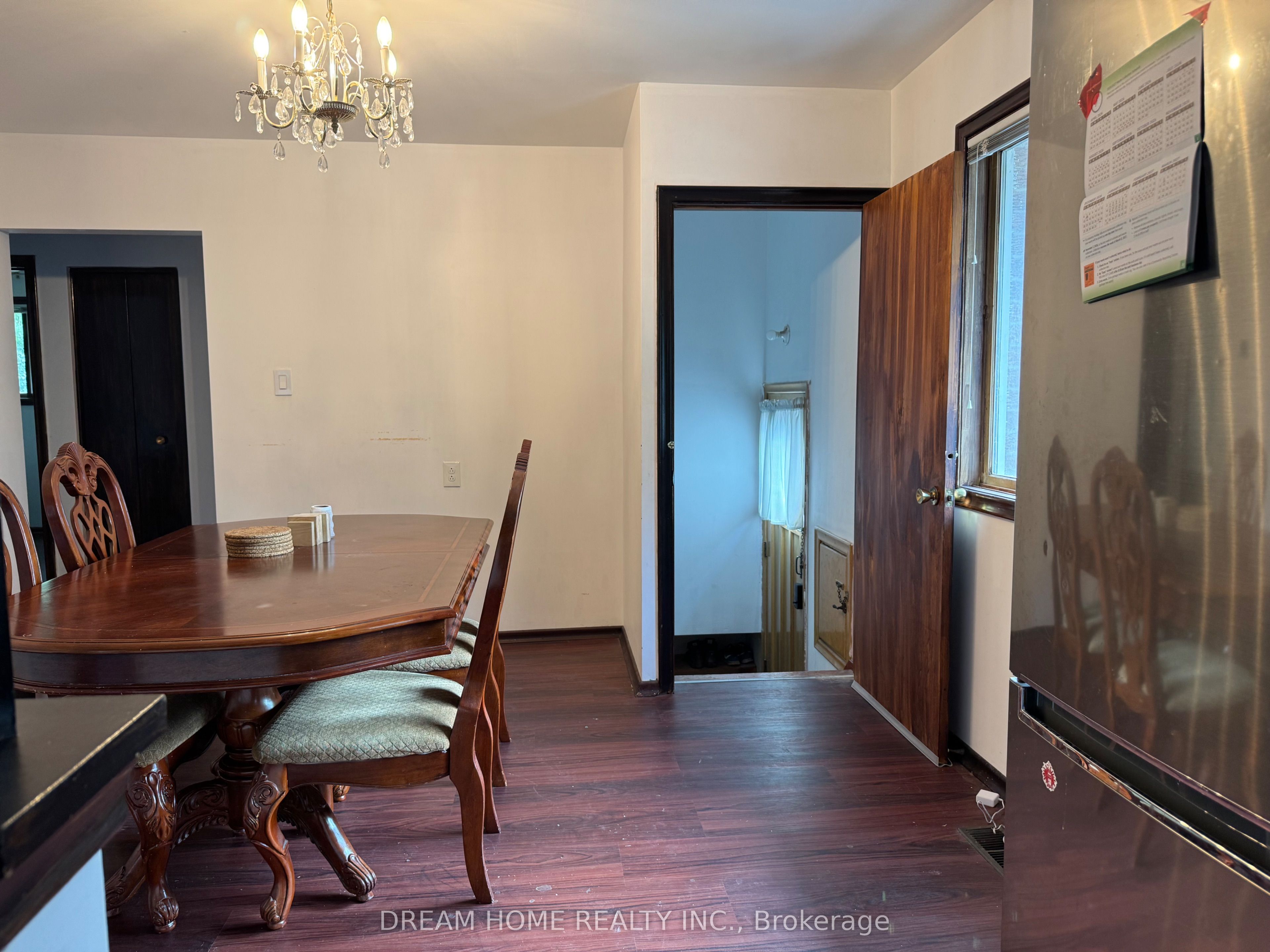 48 Meadowlark Drive Property Photo 8