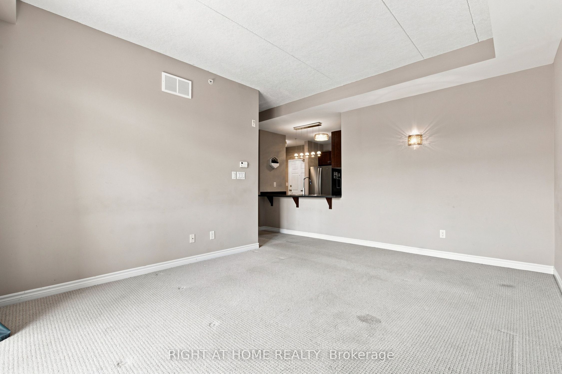 2 Colonial Drive 201 Property Photo 13