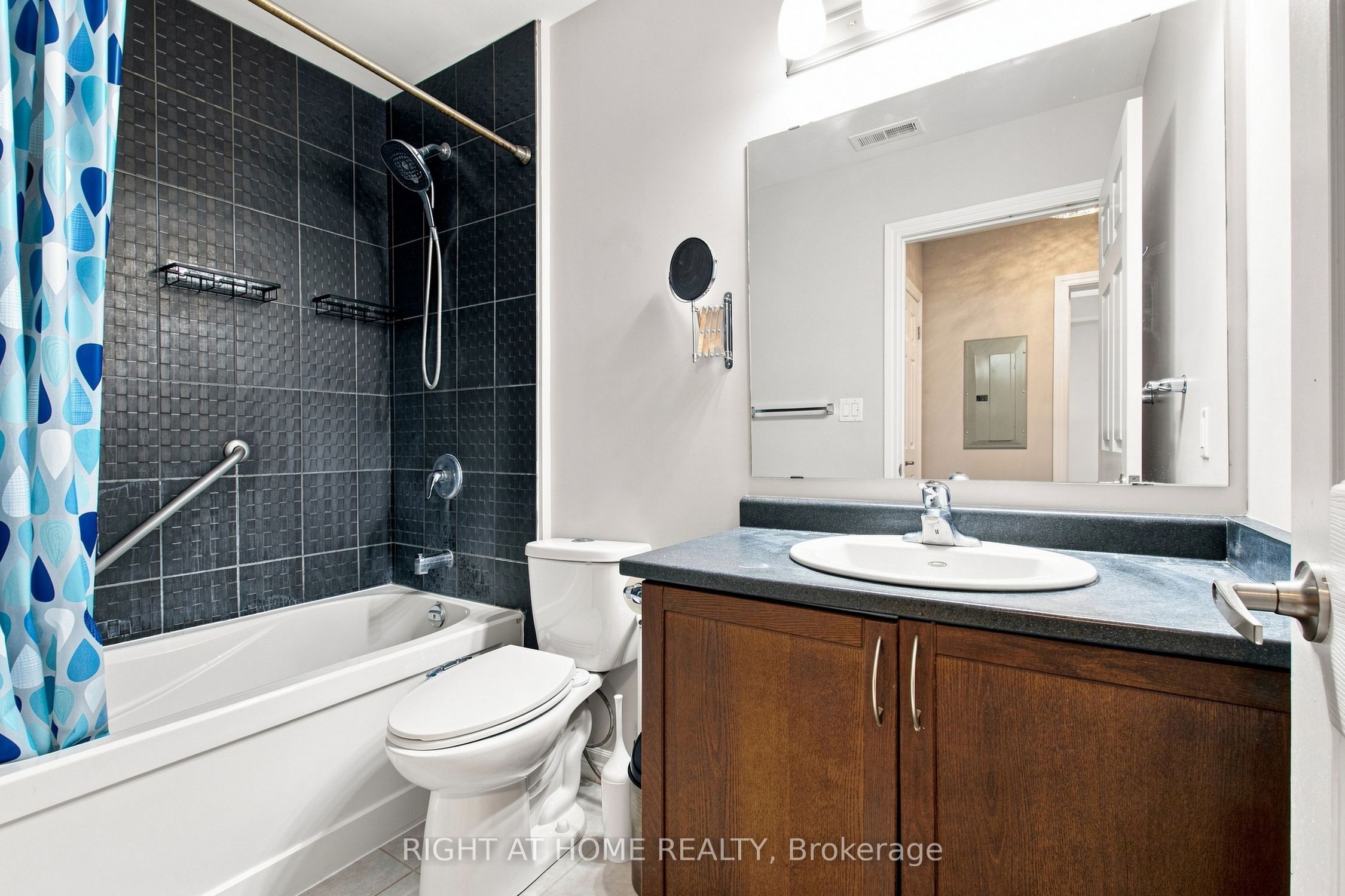 2 Colonial Drive 201 Property Photo 20