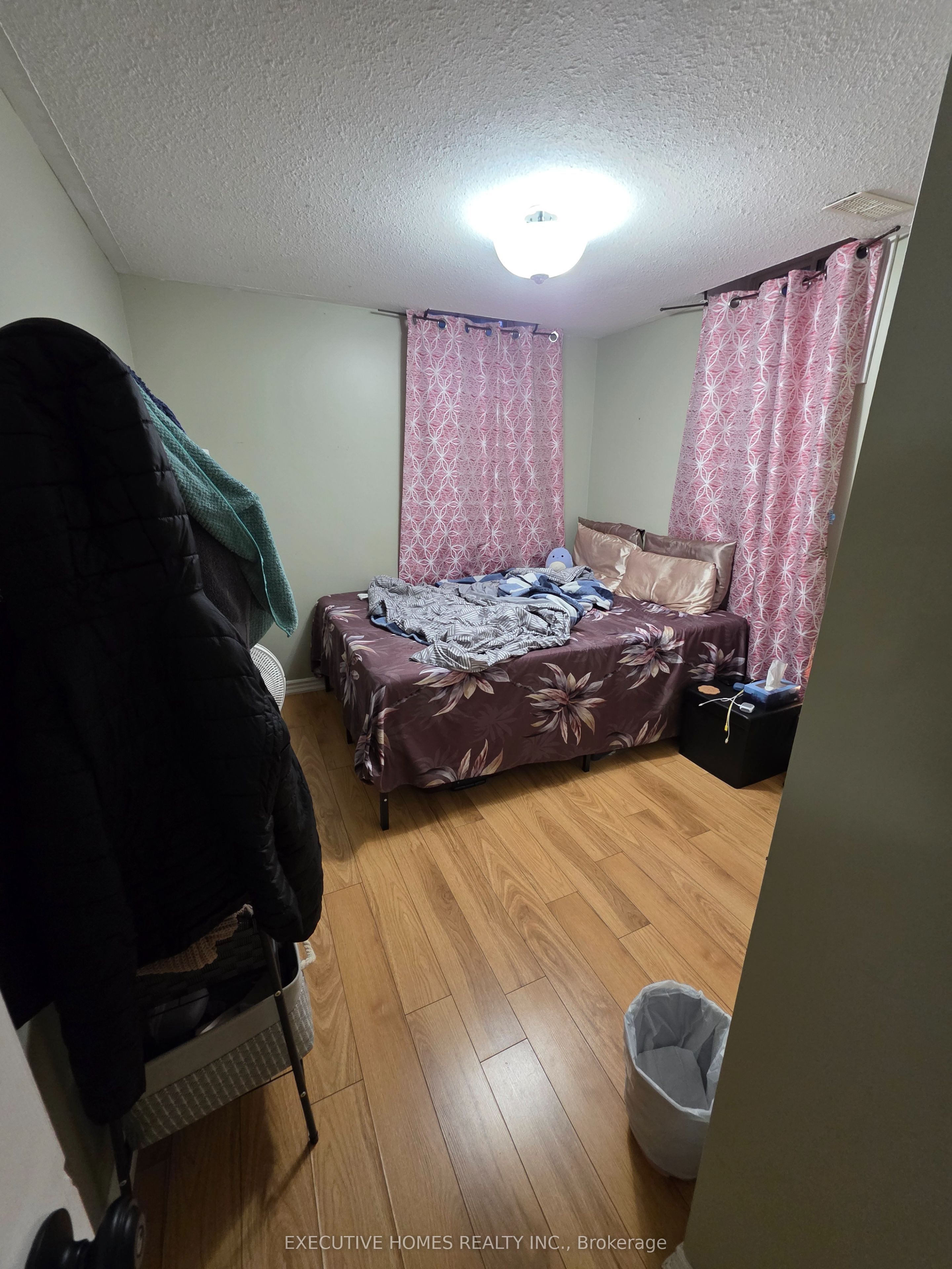 35 Claudette Gate Property Photo 7