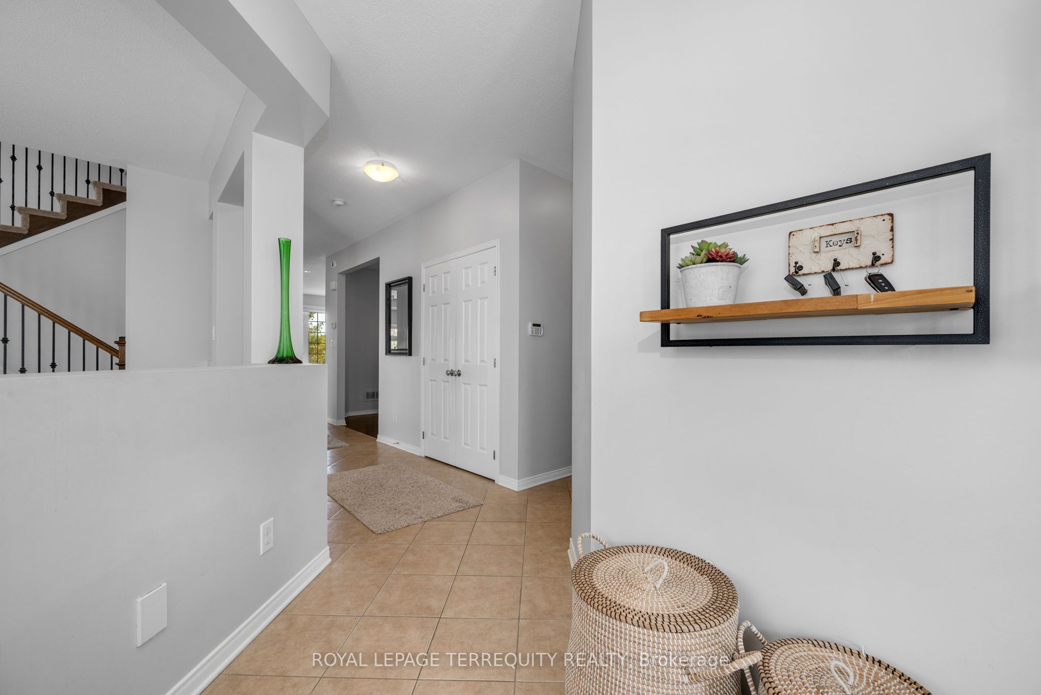 433 Callisto Way Property Photo 5